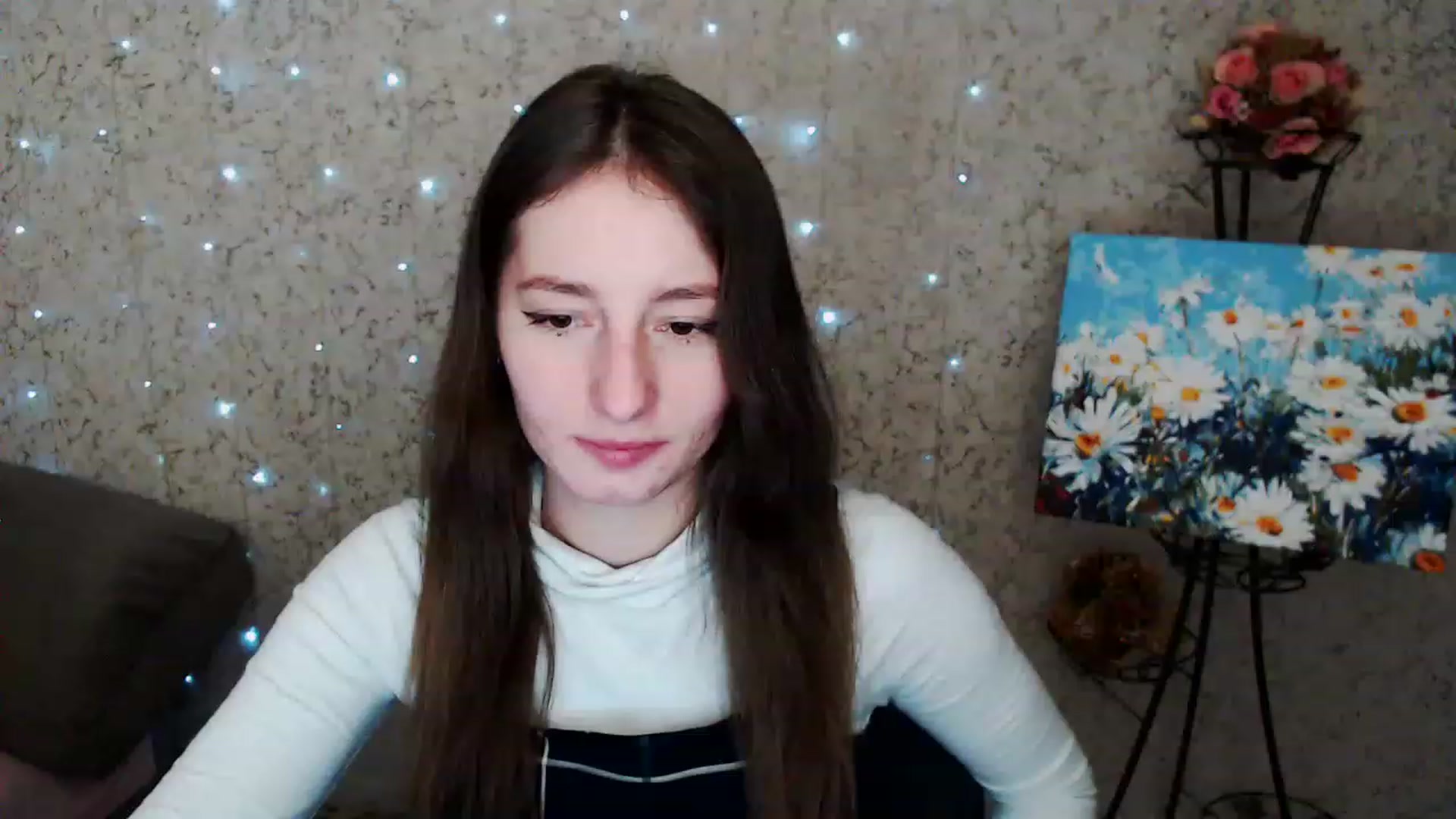 Gallery image thumbnail from Lunnaa_xx's myfreecams stream on, 12/20/2022, 15:19 image 11 of 20