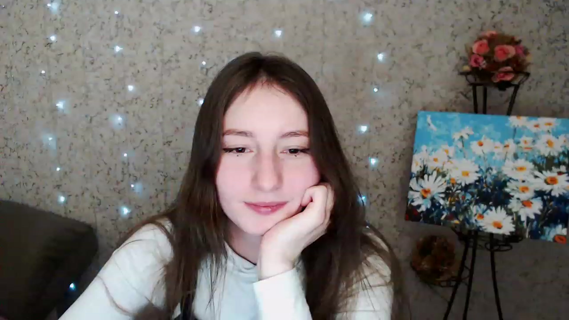 Gallery image thumbnail from Lunnaa_xx's myfreecams stream on, 12/20/2022, 15:19 image 3 of 20