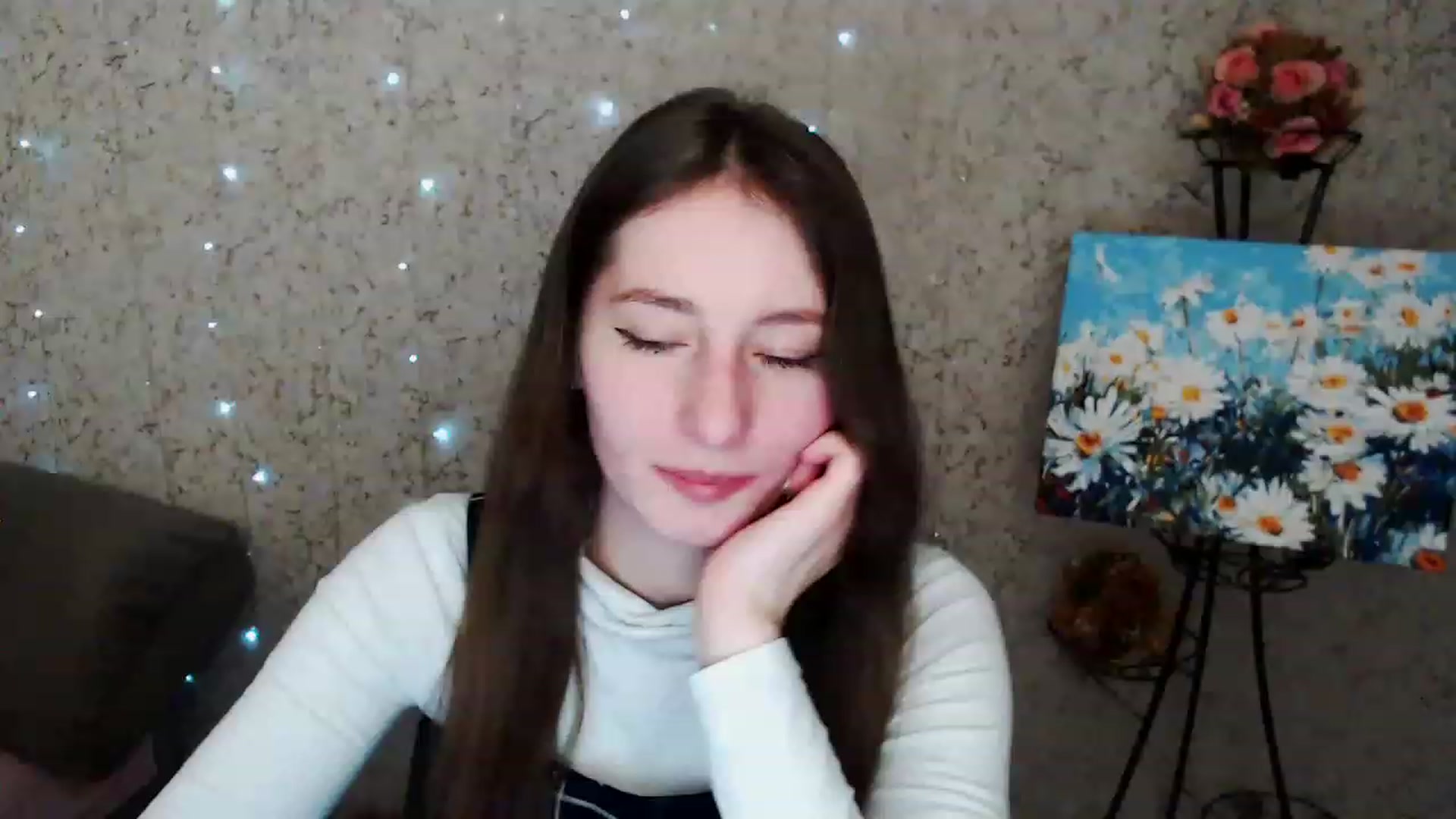 Gallery image thumbnail from Lunnaa_xx's myfreecams stream on, 12/20/2022, 15:19 image 12 of 20