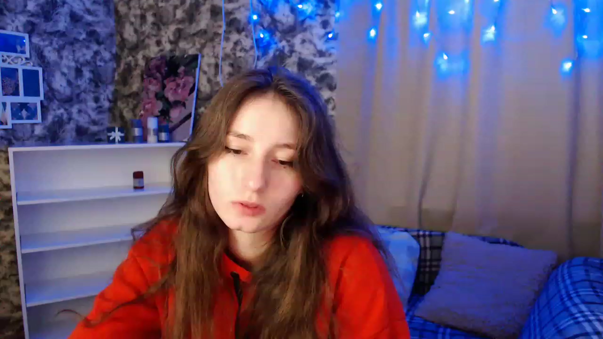 Gallery image thumbnail from Lunnaa_xx's myfreecams stream on, 12/22/2022, 18:46 image 20 of 20