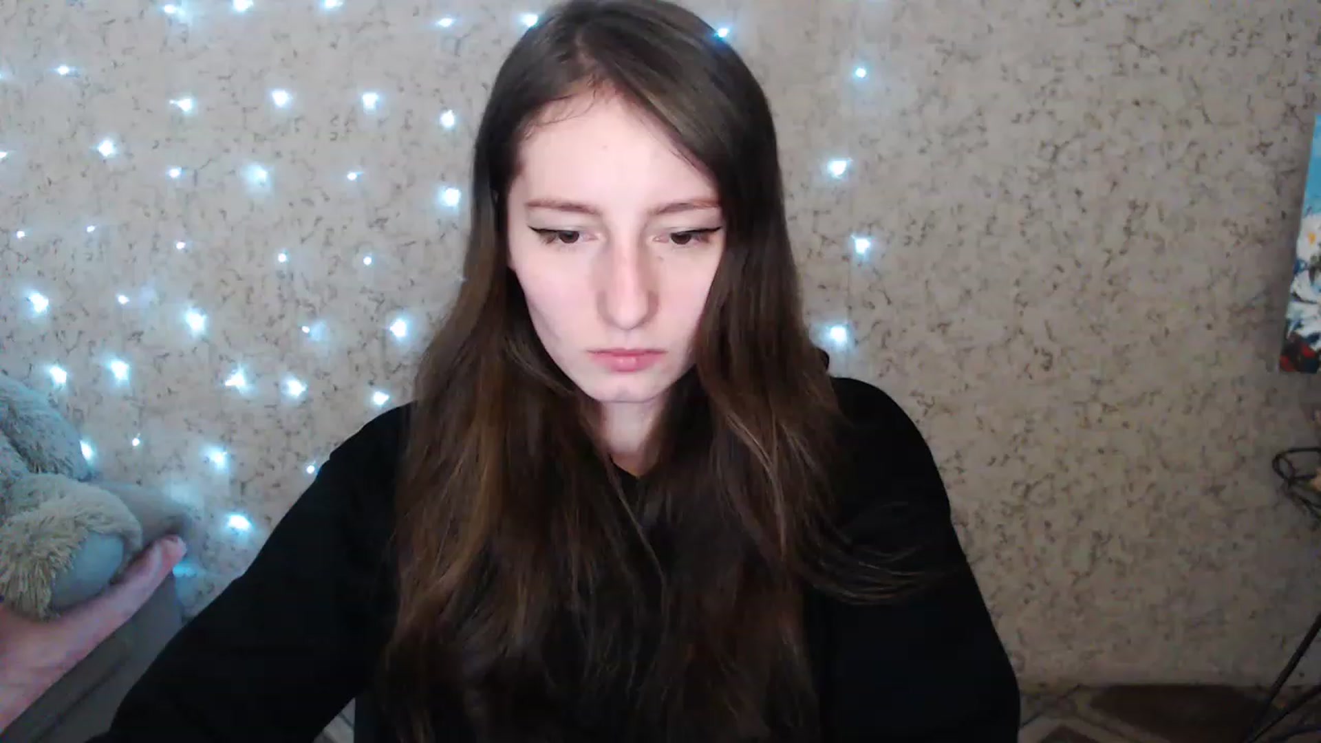 Gallery image thumbnail from Lunnaa_xx's myfreecams stream on, 01/03/2023, 17:04 image 4 of 20