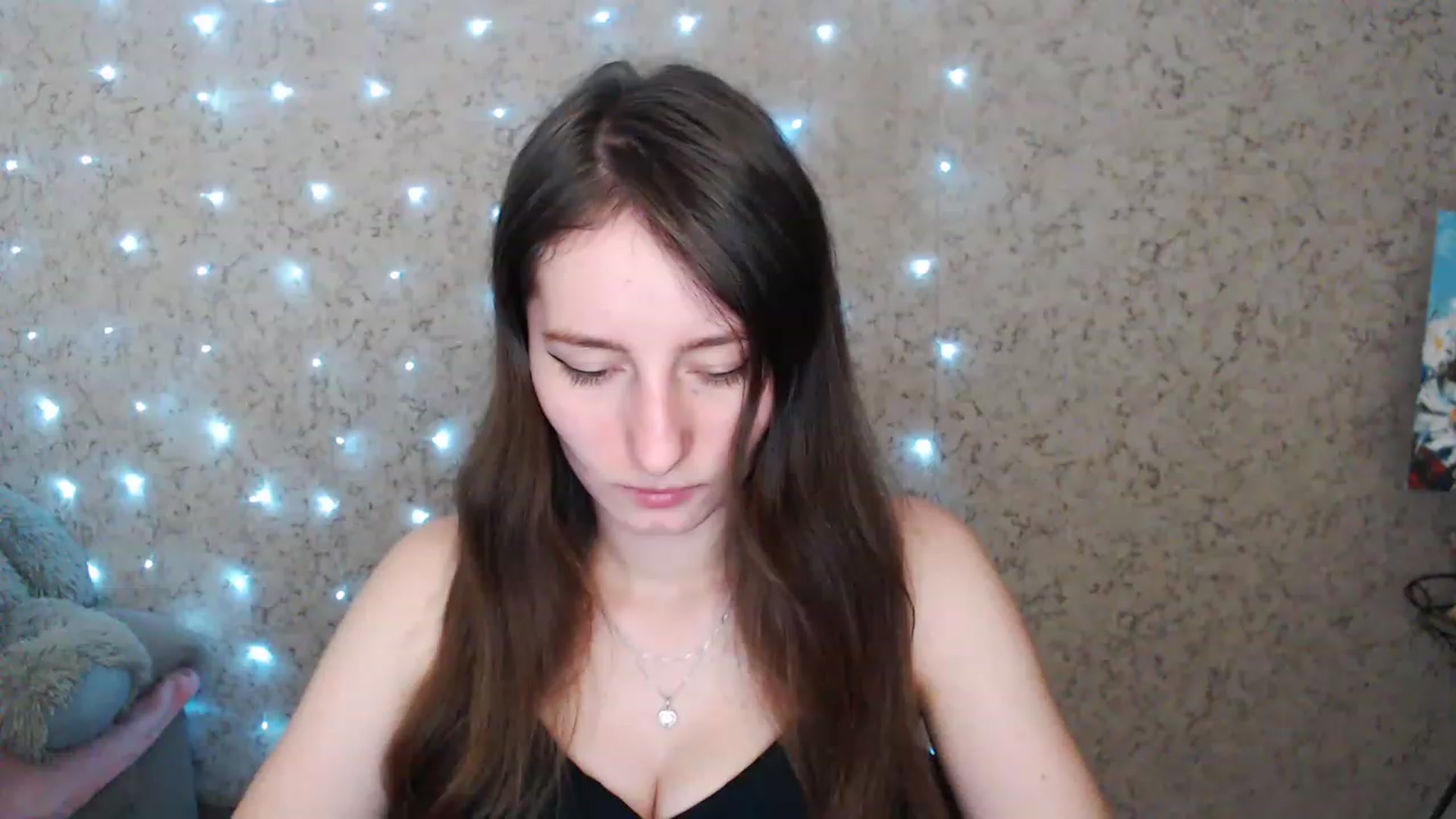 Gallery image thumbnail from Lunnaa_xx's myfreecams stream on, 01/03/2023, 17:04 image 12 of 20