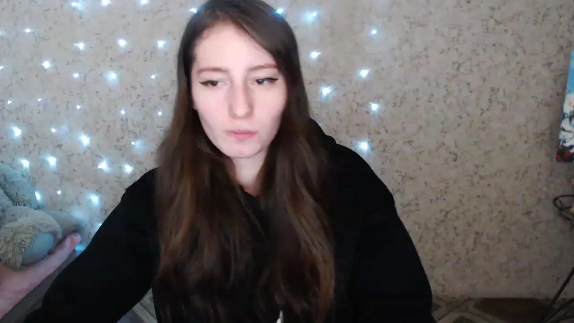 Gallery image thumbnail from Lunnaa_xx's myfreecams stream on, 01/03/2023, 17:04 image 7 of 20