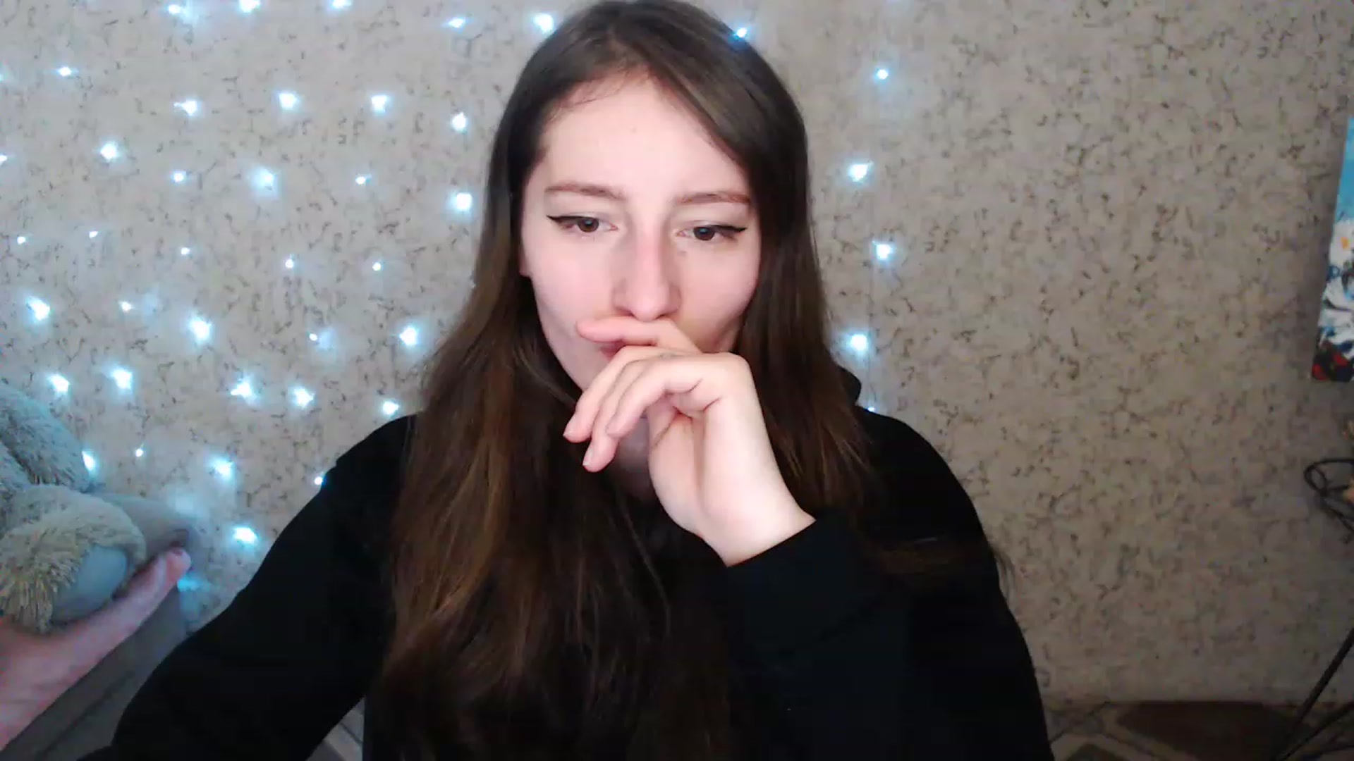 Gallery image thumbnail from Lunnaa_xx's myfreecams stream on, 01/03/2023, 17:04 image 3 of 20