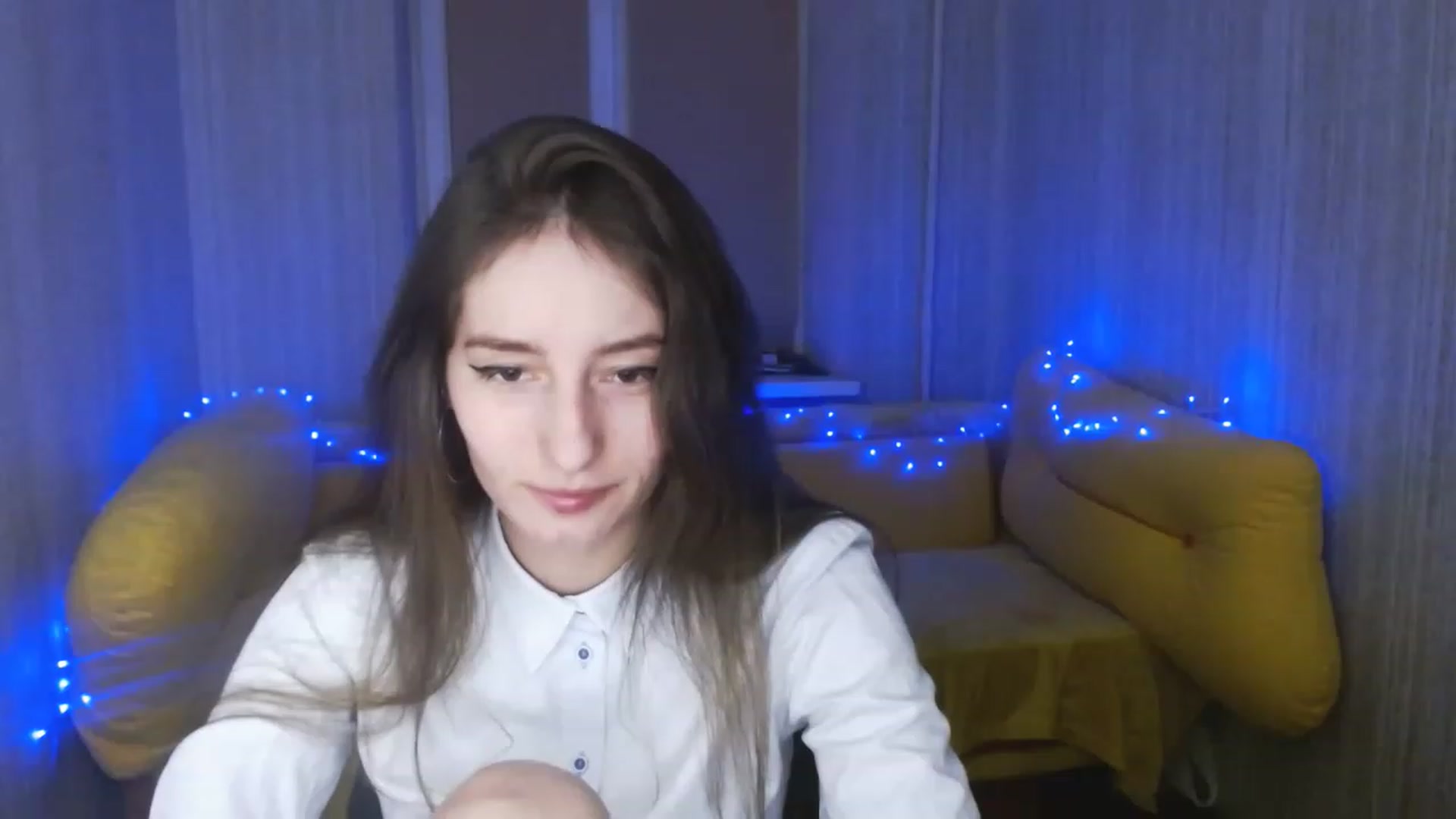 Gallery image thumbnail from Lunnaa_xx's myfreecams stream on, 01/04/2023, 14:48 image 13 of 20