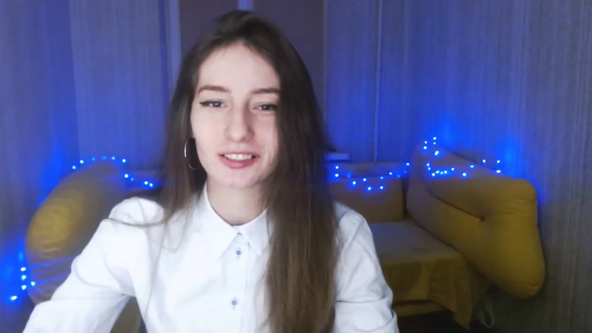 Gallery image thumbnail from Lunnaa_xx's myfreecams stream on, 01/04/2023, 14:48 image 10 of 20