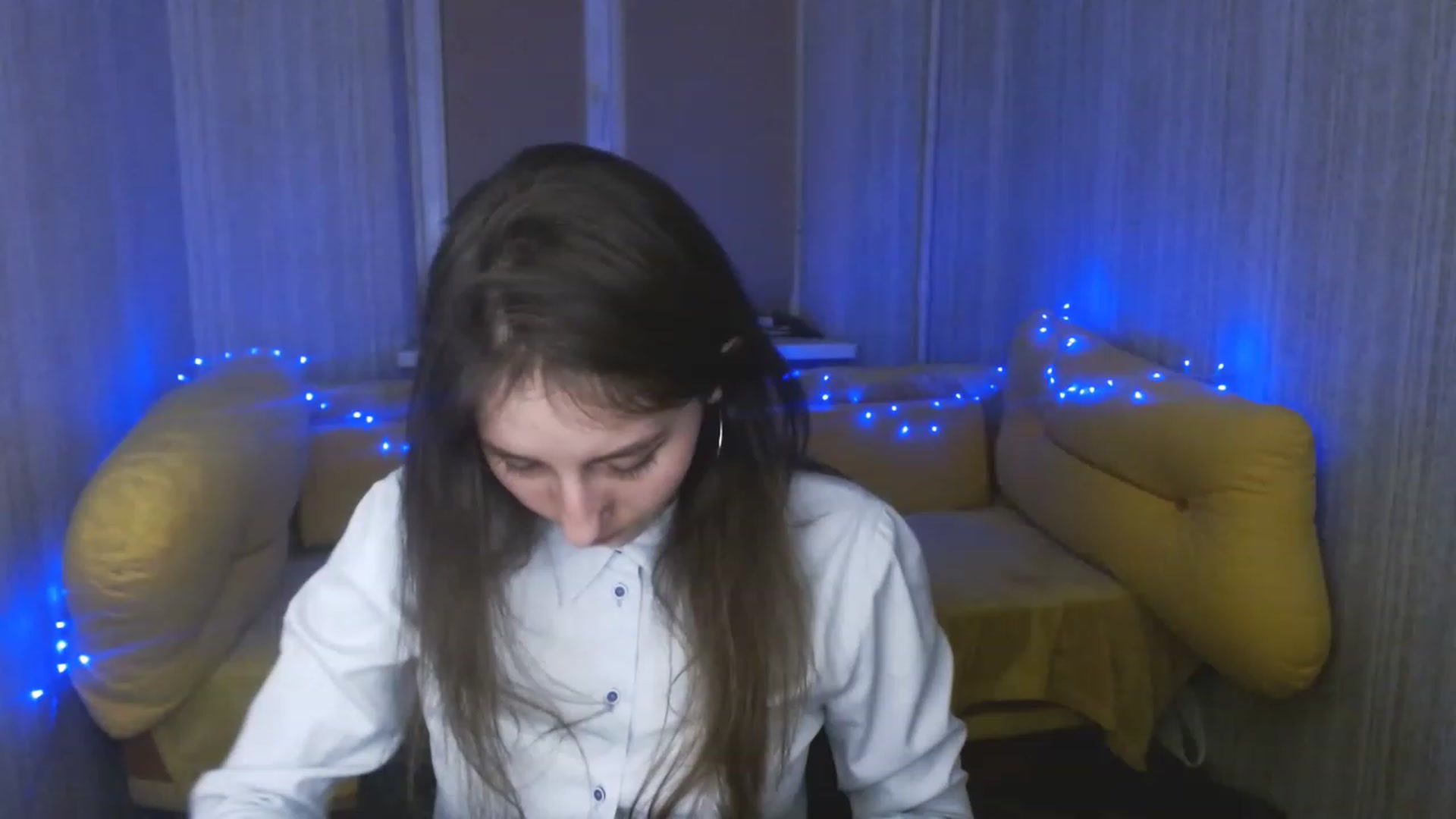 Gallery image thumbnail from Lunnaa_xx's myfreecams stream on, 01/04/2023, 18:16 image 16 of 20