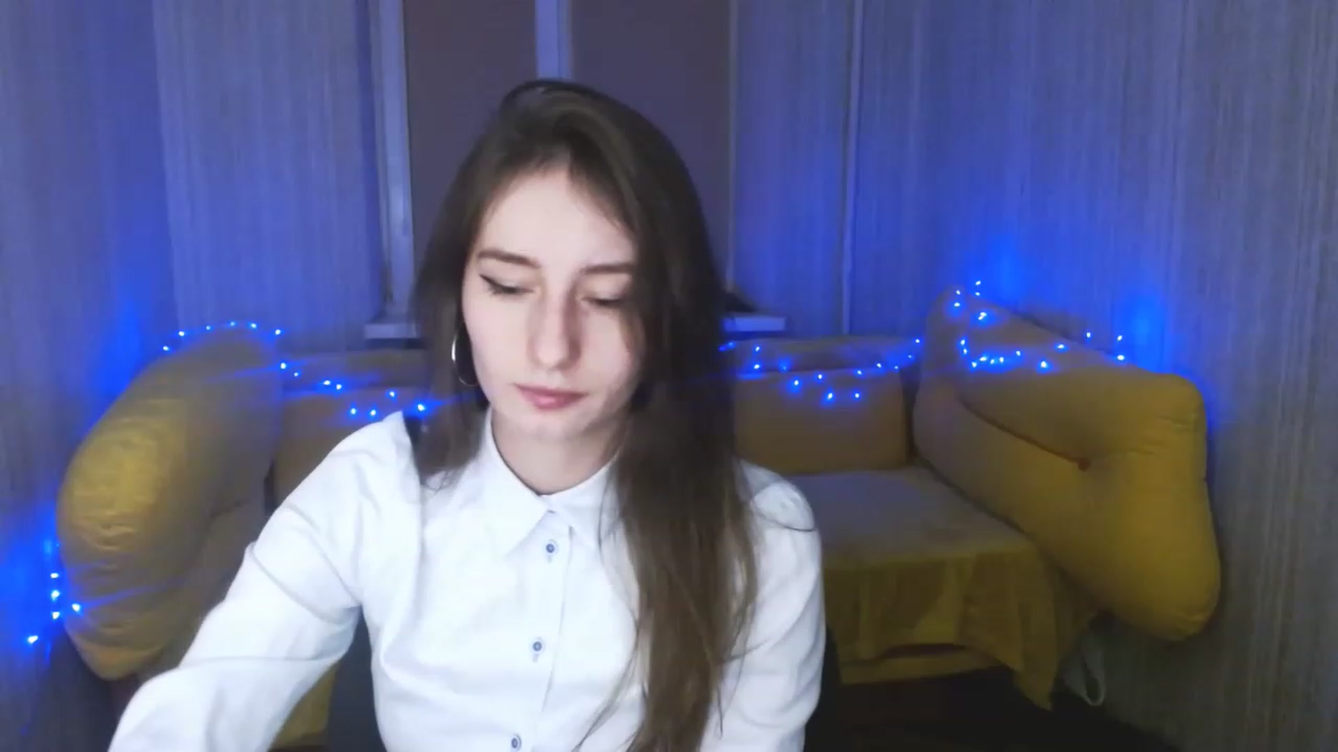 Gallery image thumbnail from Lunnaa_xx's myfreecams stream on, 01/04/2023, 18:16 image 8 of 20