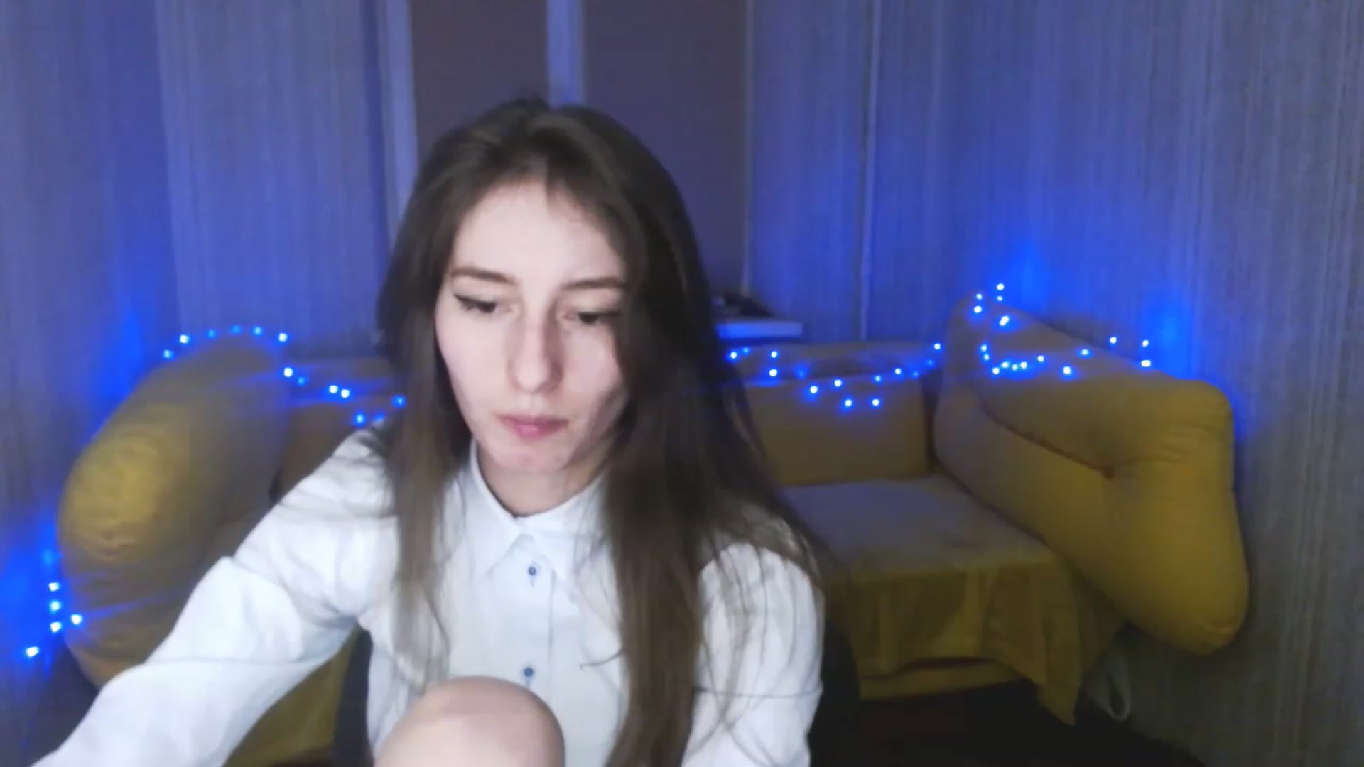 Gallery image thumbnail from Lunnaa_xx's myfreecams stream on, 01/04/2023, 18:16 image 20 of 20