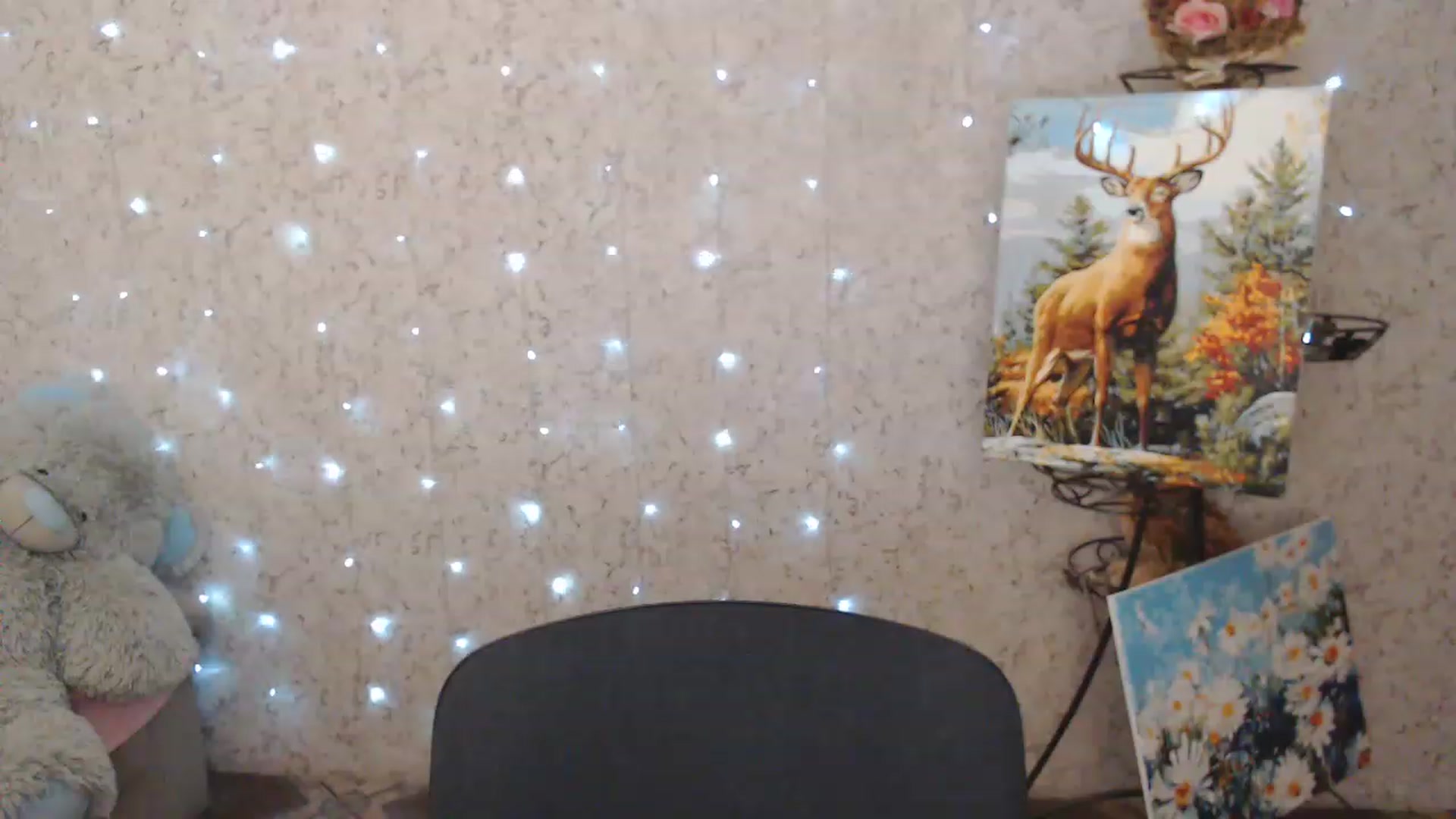 Gallery image thumbnail from Lunnaa_xx's myfreecams stream on, 01/05/2023, 17:29 image 10 of 20