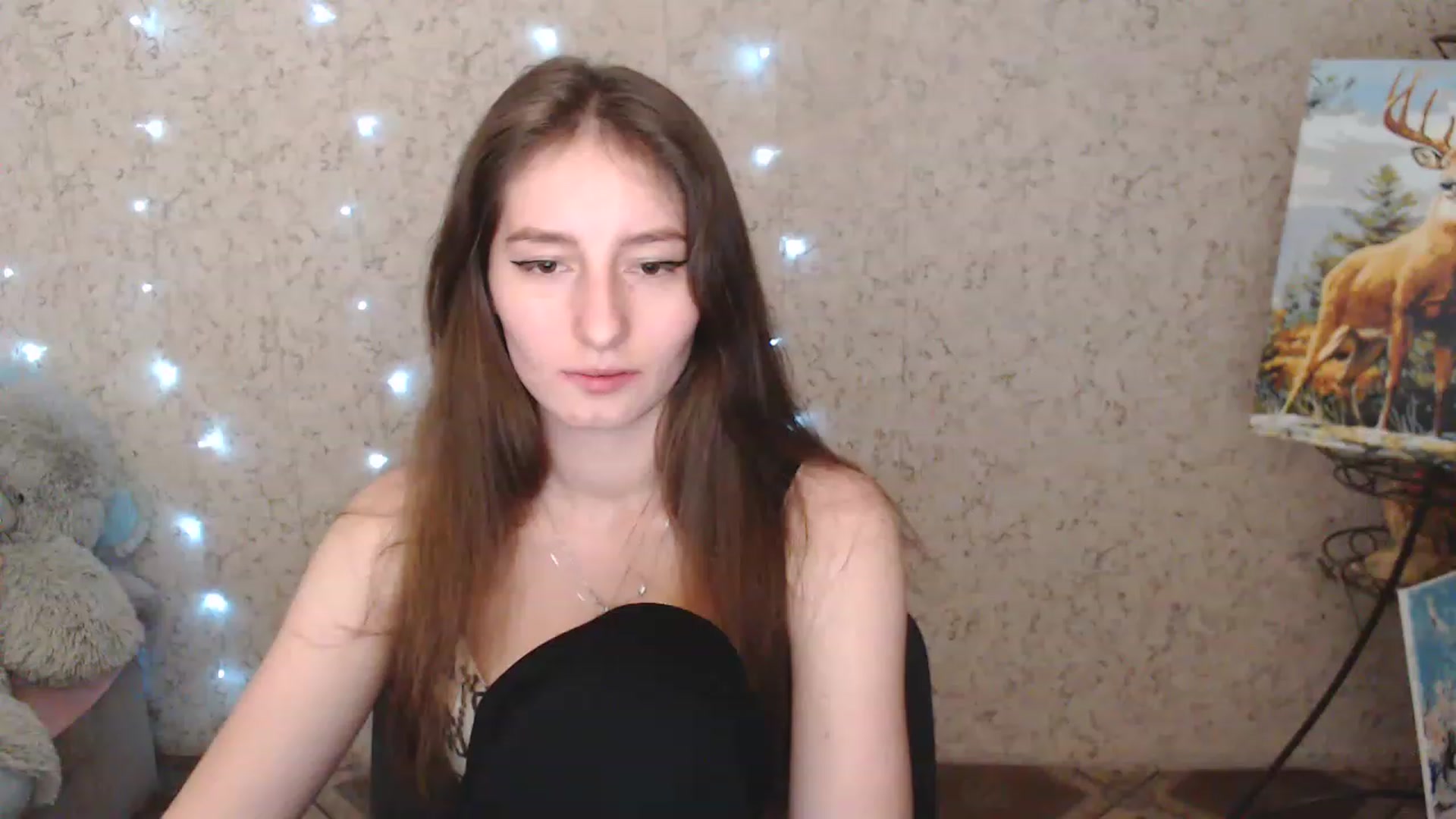 Gallery image thumbnail from Lunnaa_xx's myfreecams stream on, 01/05/2023, 19:07 image 16 of 20