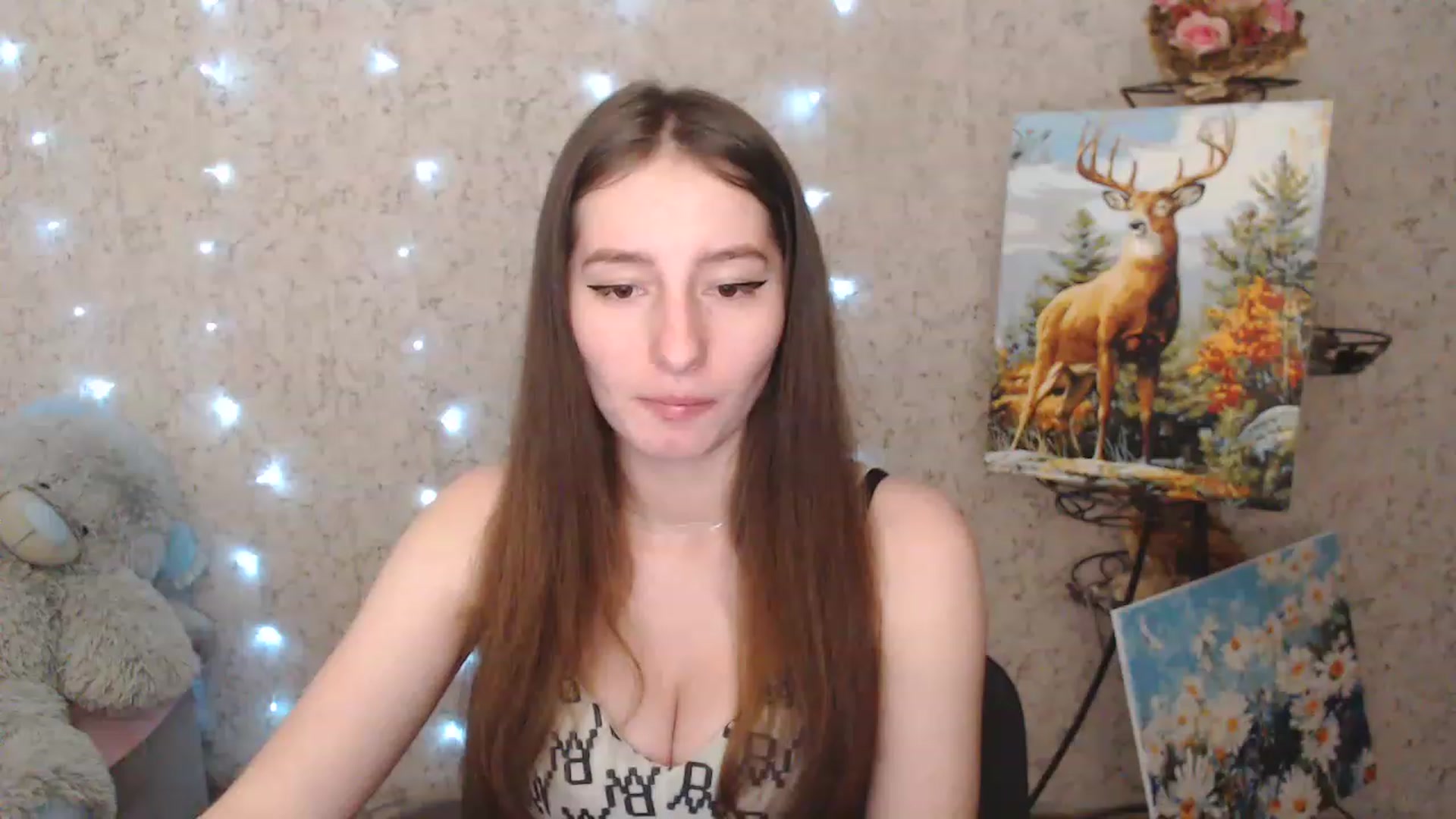 Gallery image thumbnail from Lunnaa_xx's myfreecams stream on, 01/05/2023, 19:07 image 7 of 20