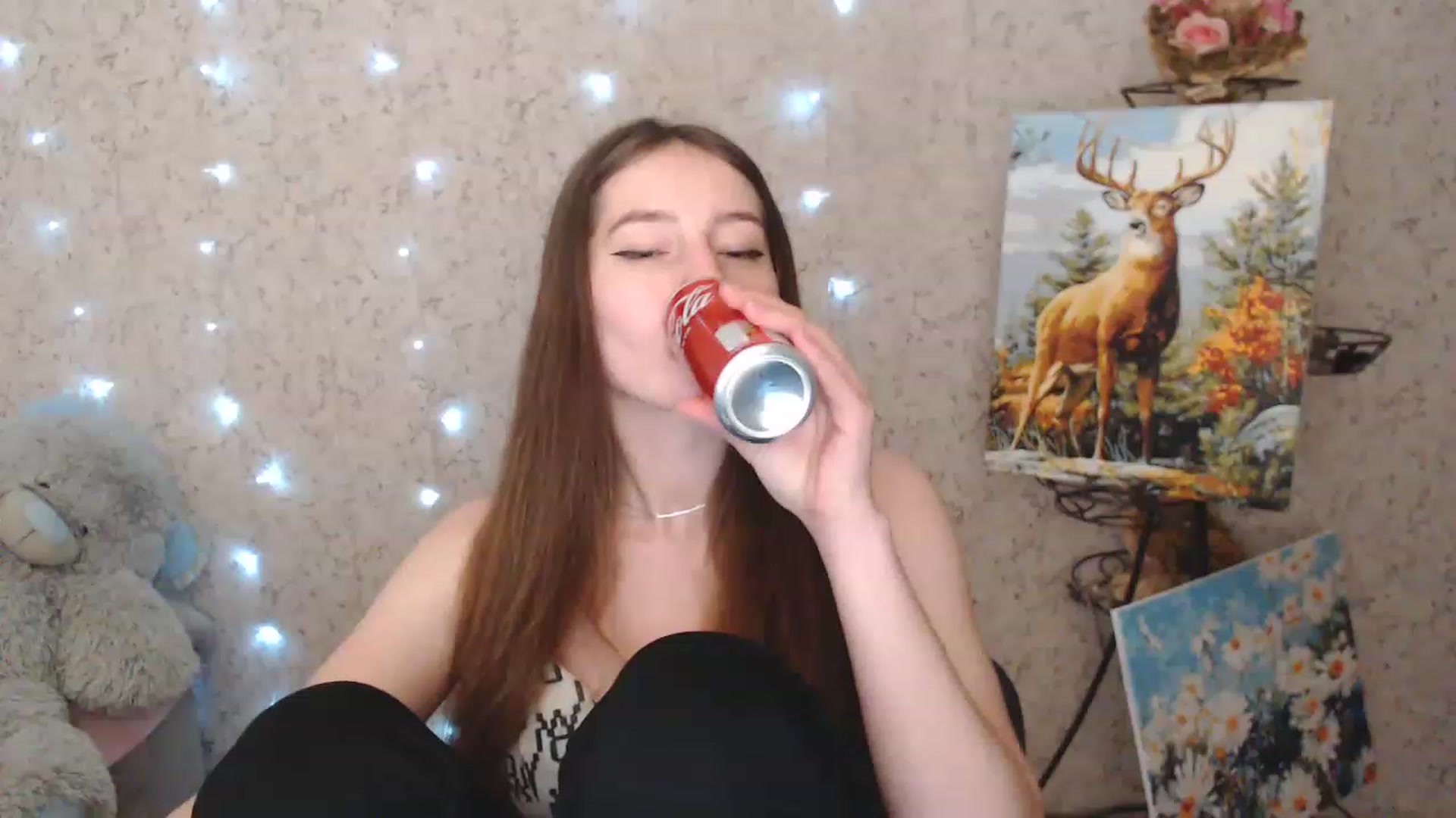 Gallery image thumbnail from Lunnaa_xx's myfreecams stream on, 01/05/2023, 19:07 image 8 of 20