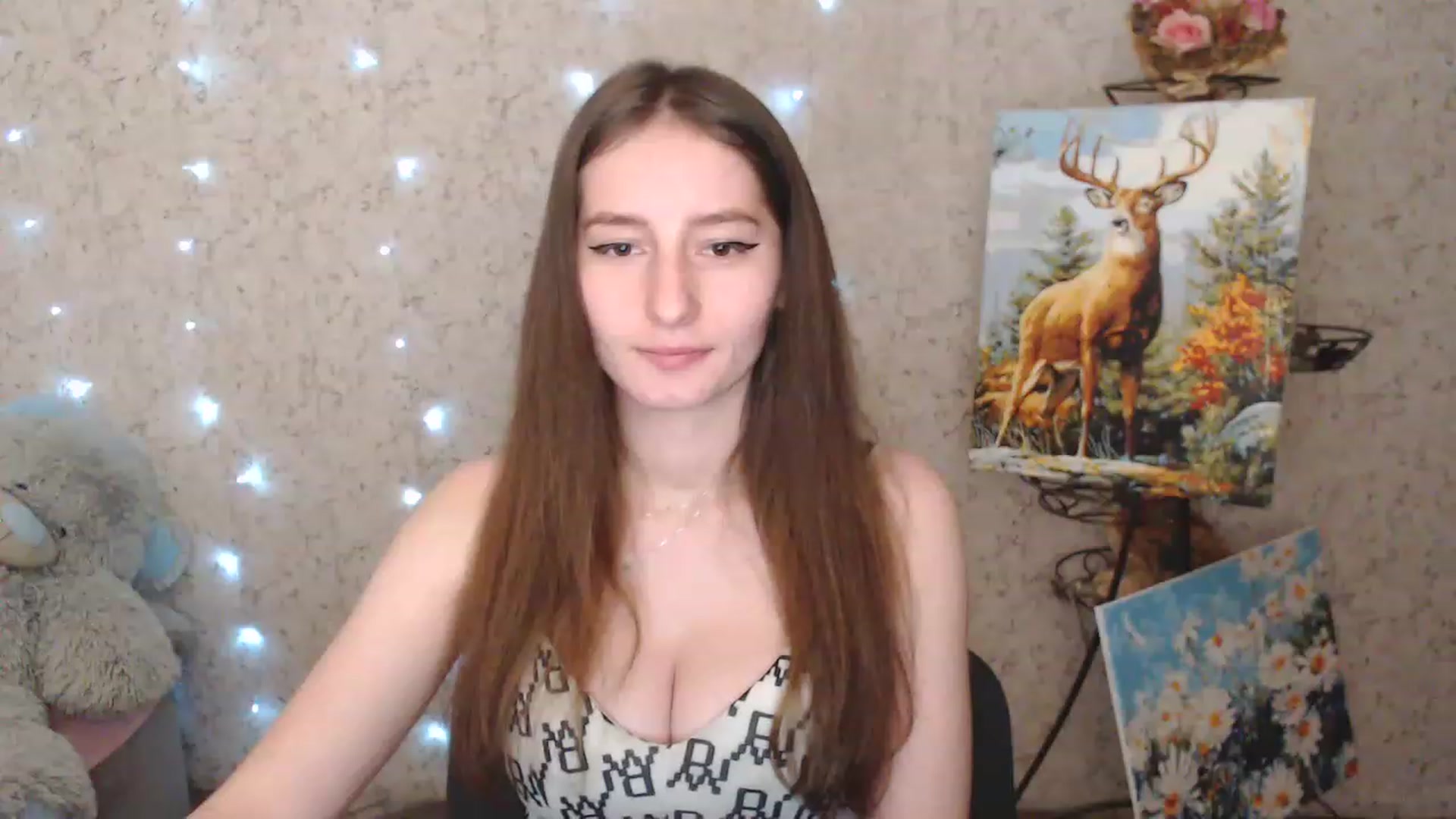 Gallery image thumbnail from Lunnaa_xx's myfreecams stream on, 01/05/2023, 19:07 image 11 of 20
