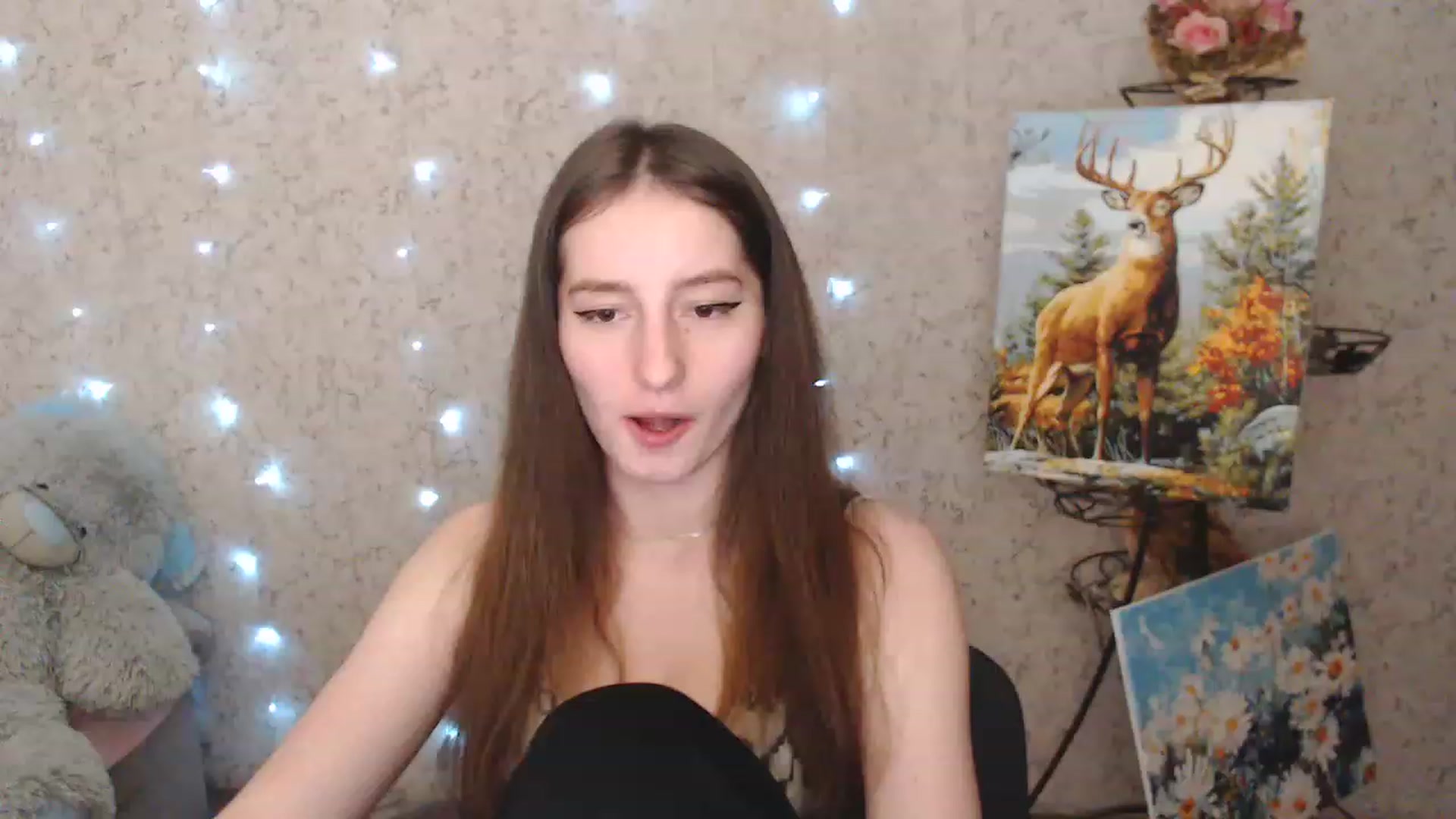 Gallery image thumbnail from Lunnaa_xx's myfreecams stream on, 01/05/2023, 19:07 image 9 of 20