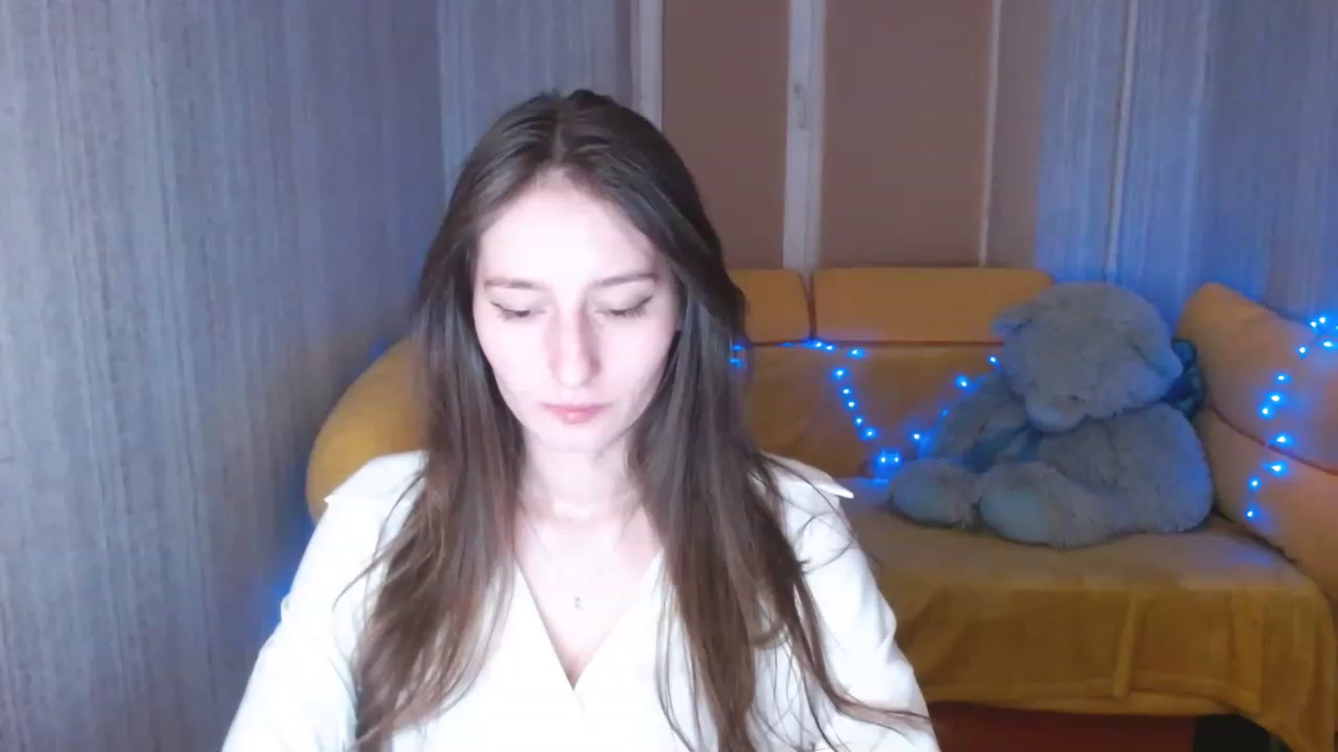 Gallery image thumbnail from Lunnaa_xx's myfreecams stream on, 01/10/2023, 17:58 image 4 of 20