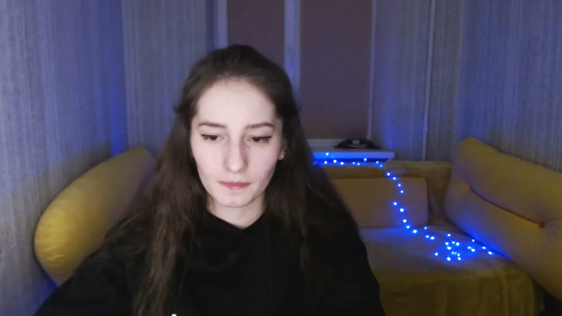Gallery image thumbnail from Lunnaa_xx's myfreecams stream on, 01/18/2023, 15:32 image 9 of 20