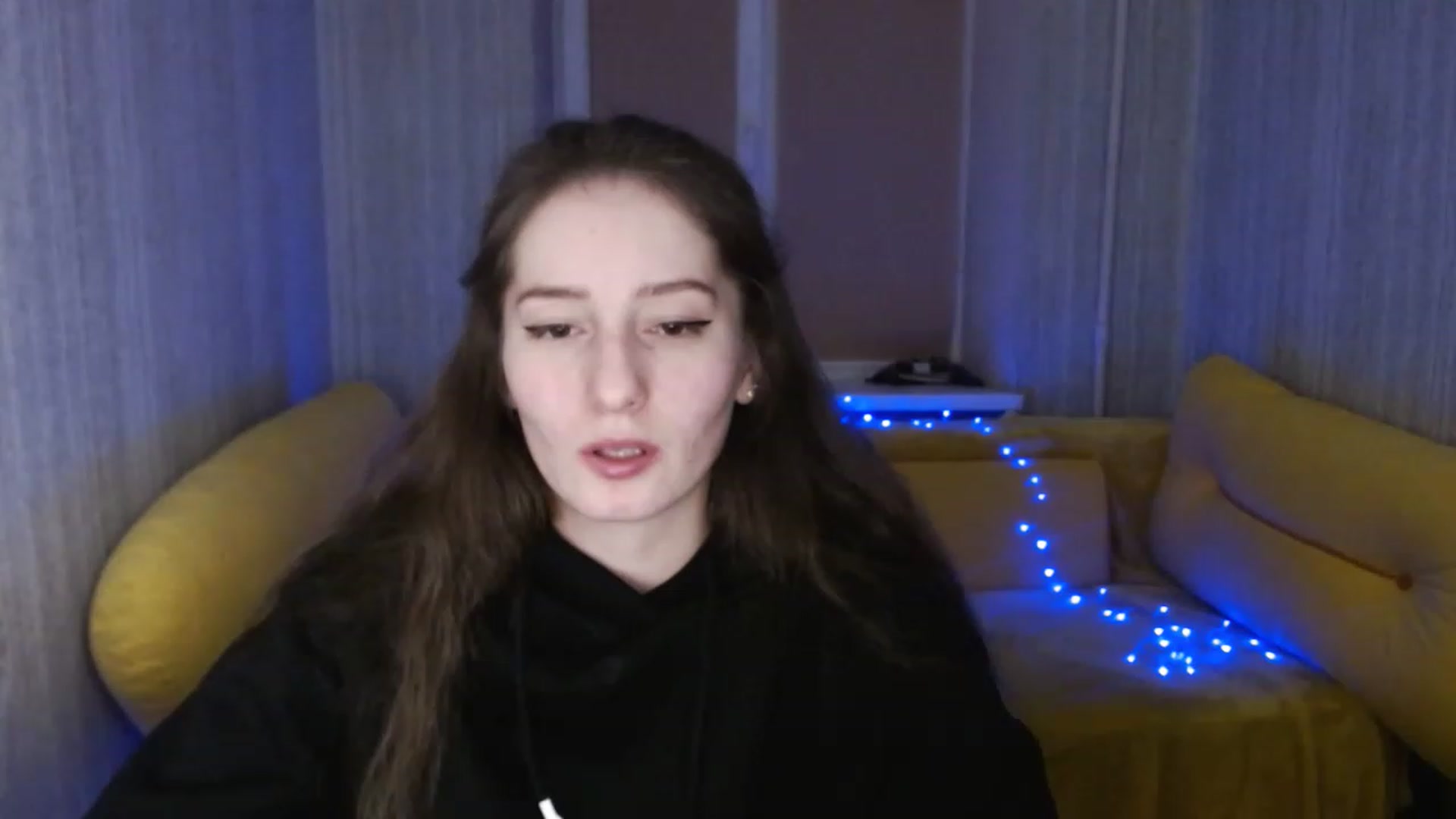 Gallery image thumbnail from Lunnaa_xx's myfreecams stream on, 01/18/2023, 15:32 image 2 of 20