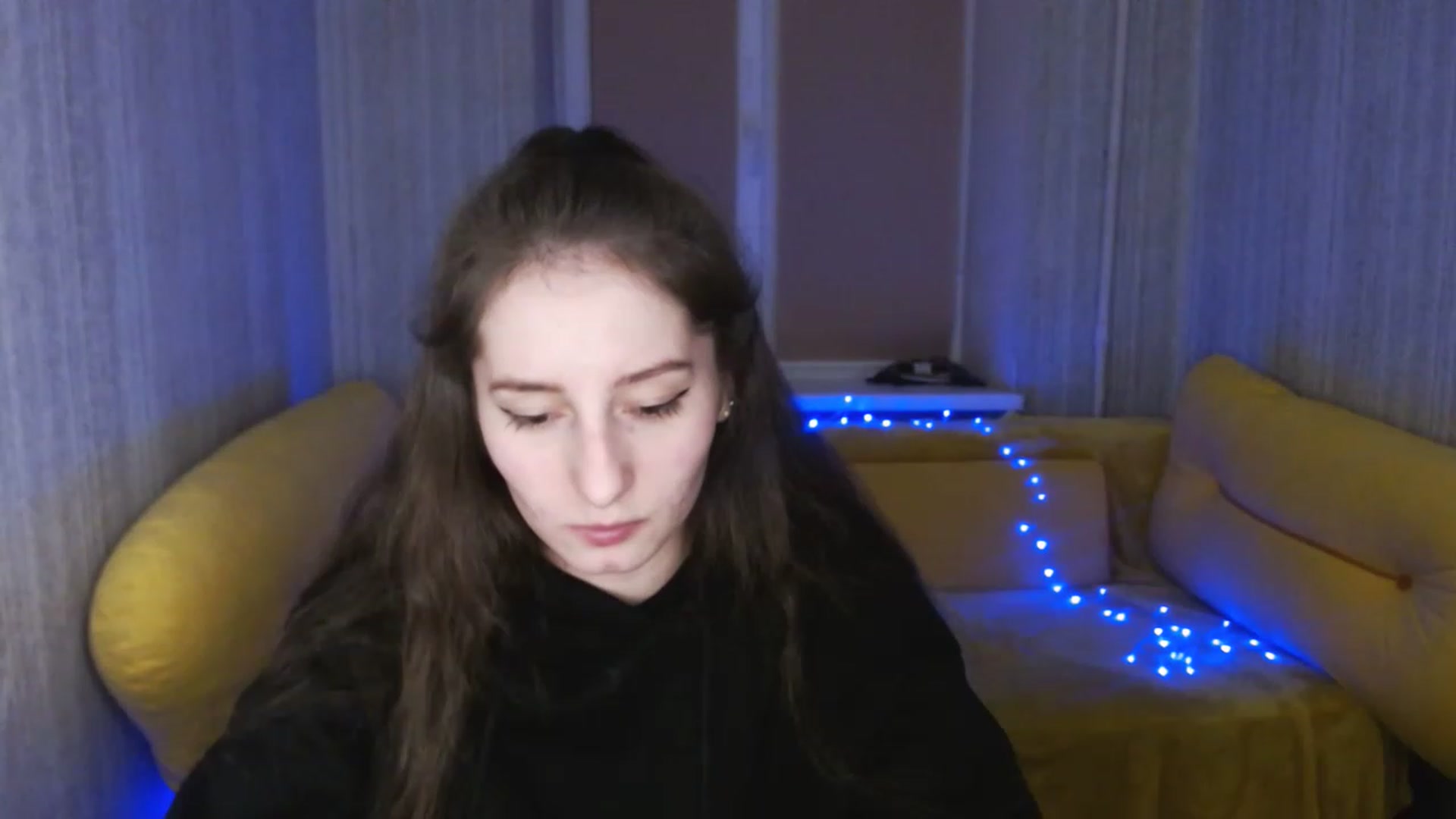 Gallery image thumbnail from Lunnaa_xx's myfreecams stream on, 01/18/2023, 15:32 image 10 of 20
