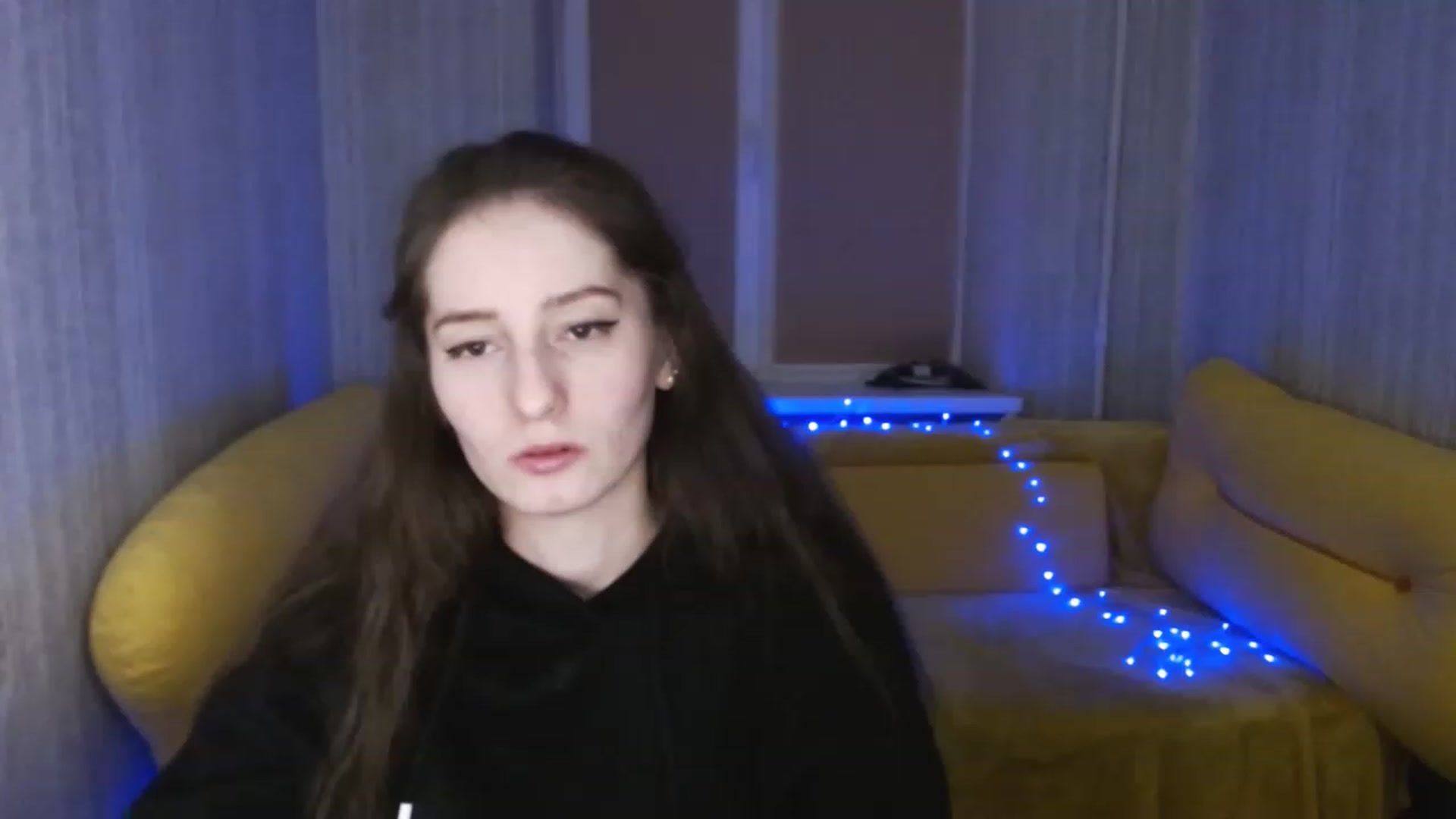 Gallery image thumbnail from Lunnaa_xx's myfreecams stream on, 01/18/2023, 15:32 image 5 of 20