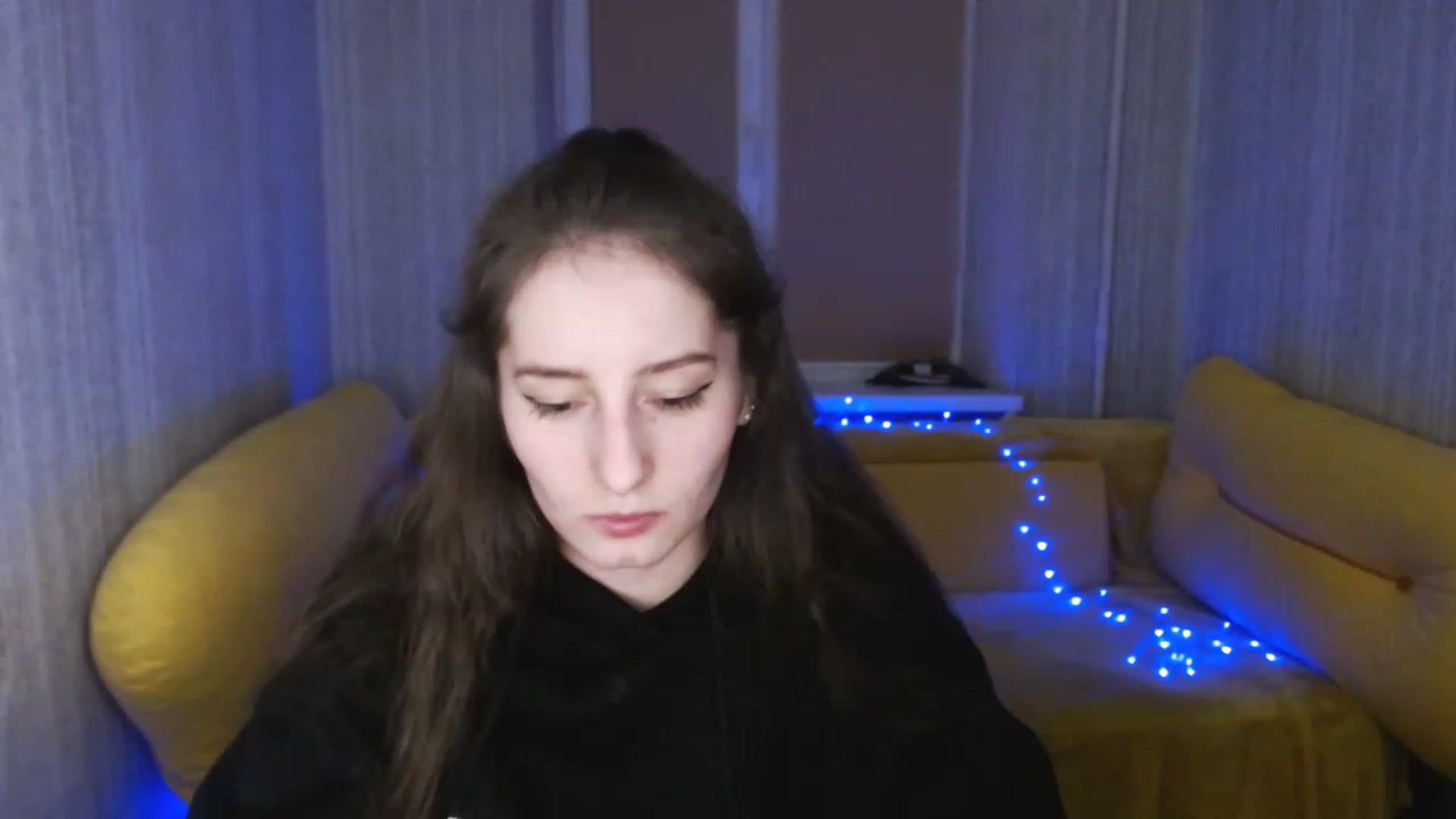 Gallery image thumbnail from Lunnaa_xx's myfreecams stream on, 01/18/2023, 15:32 image 6 of 20