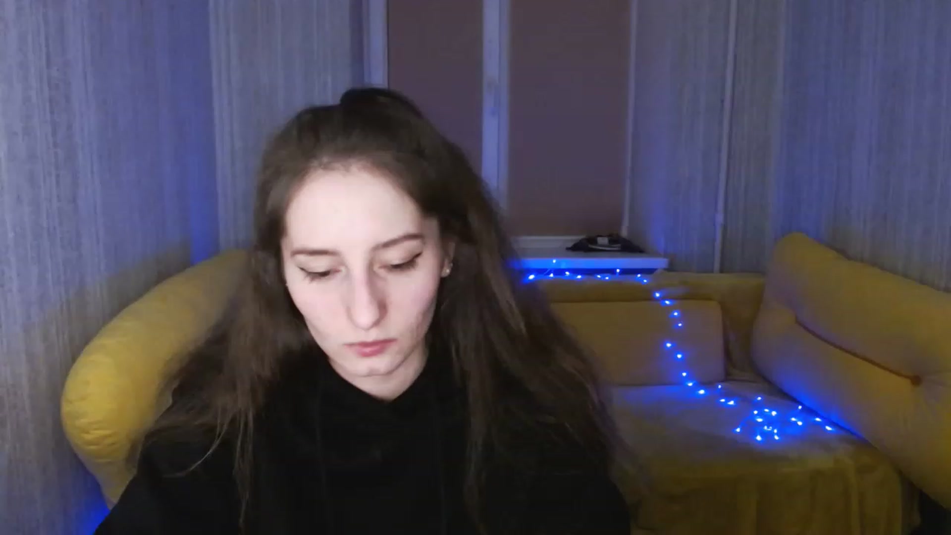 Gallery image thumbnail from Lunnaa_xx's myfreecams stream on, 01/18/2023, 16:21 image 4 of 20