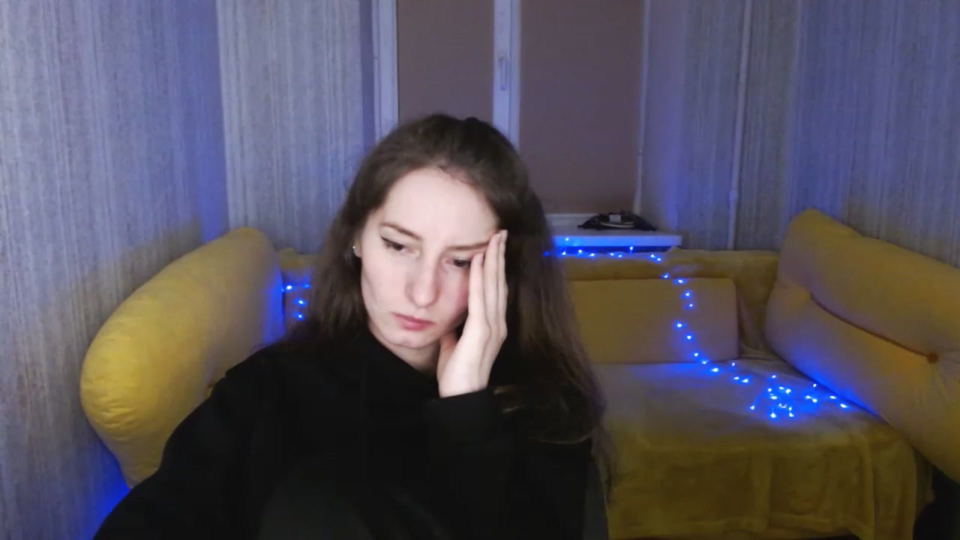Gallery image thumbnail from Lunnaa_xx's myfreecams stream on, 01/18/2023, 17:13 image 5 of 20