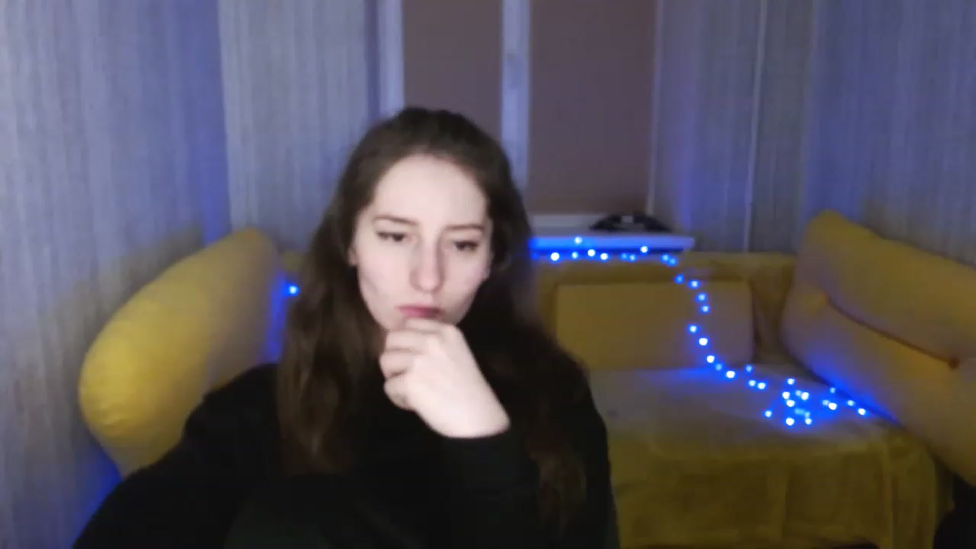 Gallery image thumbnail from Lunnaa_xx's myfreecams stream on, 01/18/2023, 17:13 image 18 of 20