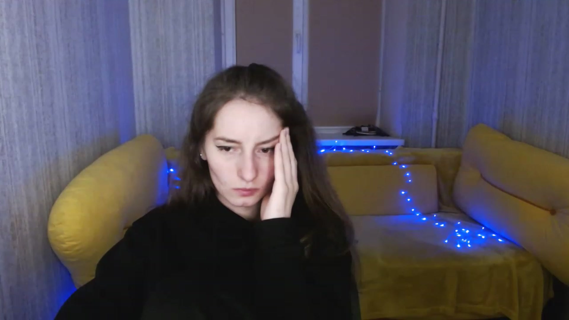 Gallery image thumbnail from Lunnaa_xx's myfreecams stream on, 01/18/2023, 17:13 image 7 of 20
