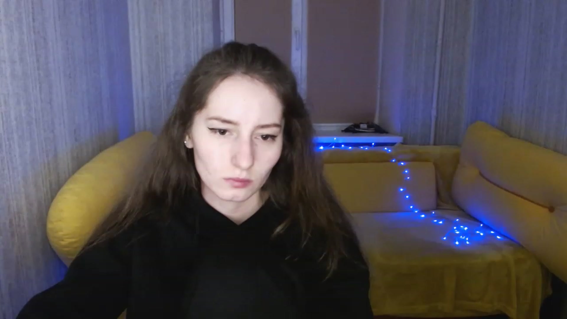 Gallery image thumbnail from Lunnaa_xx's myfreecams stream on, 01/18/2023, 17:13 image 15 of 20