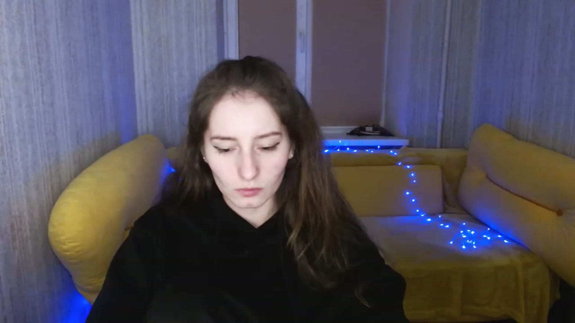 Gallery image thumbnail from Lunnaa_xx's myfreecams stream on, 01/18/2023, 17:13 image 1 of 20