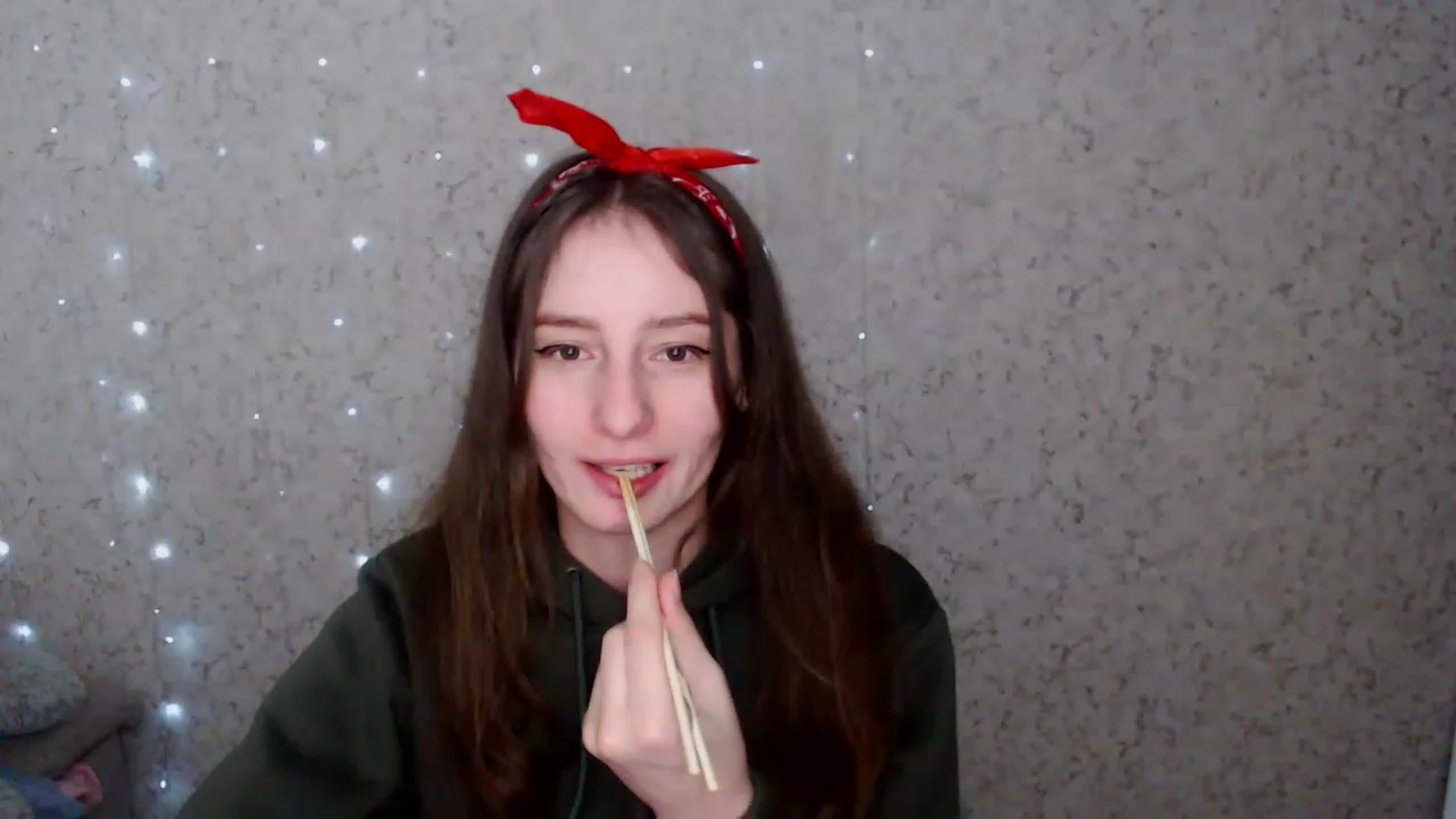 Gallery image thumbnail from Lunnaa_xx's myfreecams stream on, 01/19/2023, 16:04 image 8 of 20