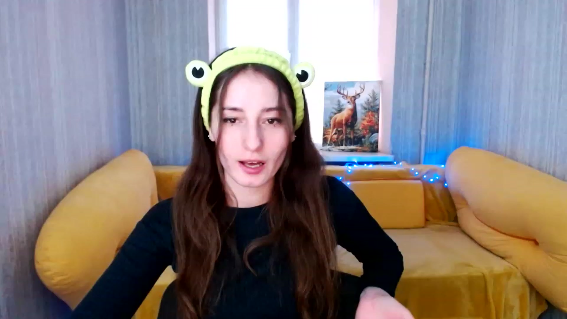Gallery image thumbnail from Lunnaa_xx's myfreecams stream on, 01/26/2023, 14:17 image 6 of 20