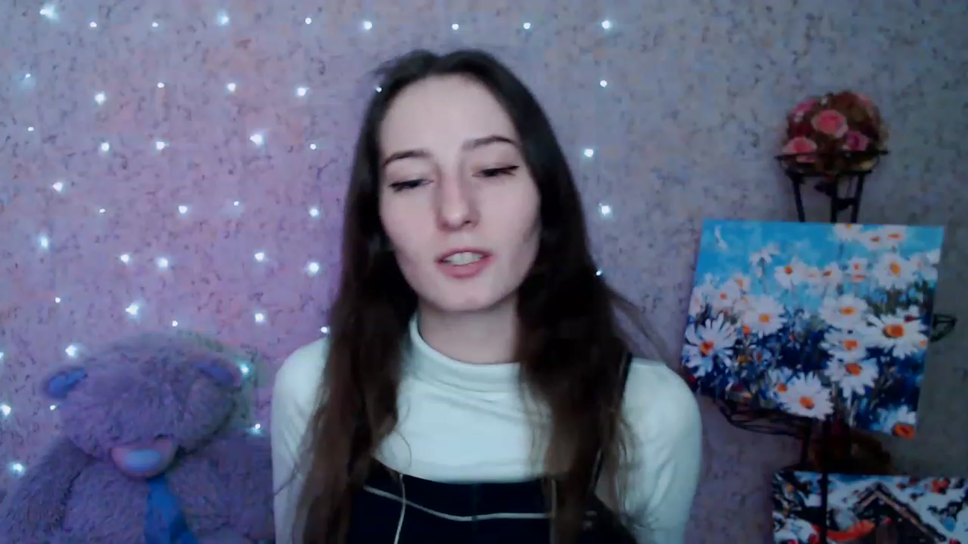 Gallery image thumbnail from Lunnaa_xx's myfreecams stream on, 02/01/2023, 16:05 image 12 of 20