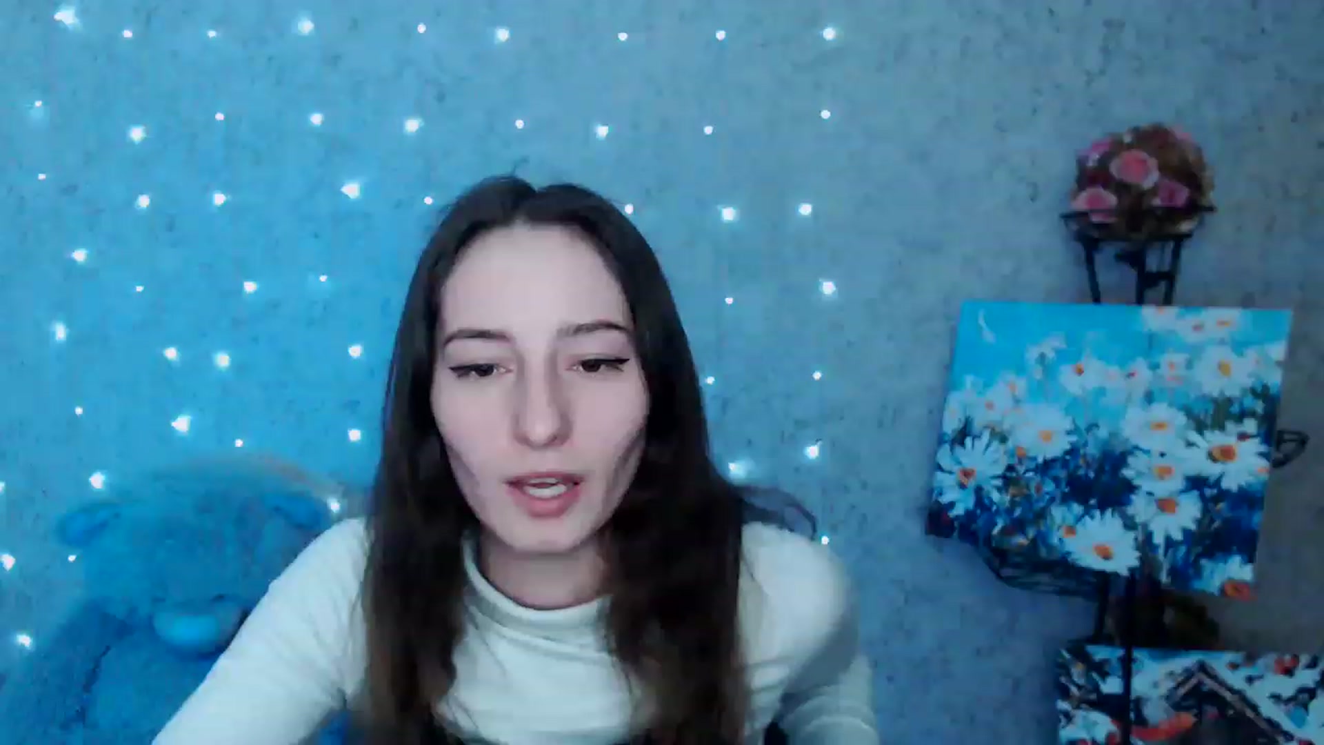 Gallery image thumbnail from Lunnaa_xx's myfreecams stream on, 02/01/2023, 16:05 image 16 of 20