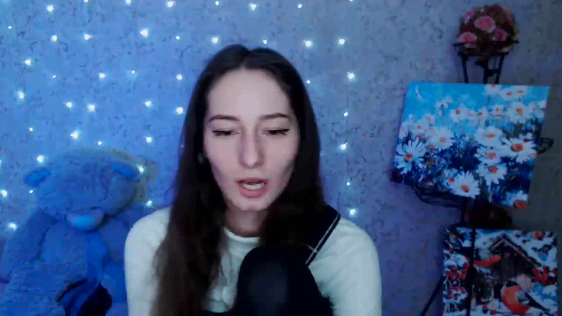 Gallery image thumbnail from Lunnaa_xx's myfreecams stream on, 02/01/2023, 16:05 image 2 of 20