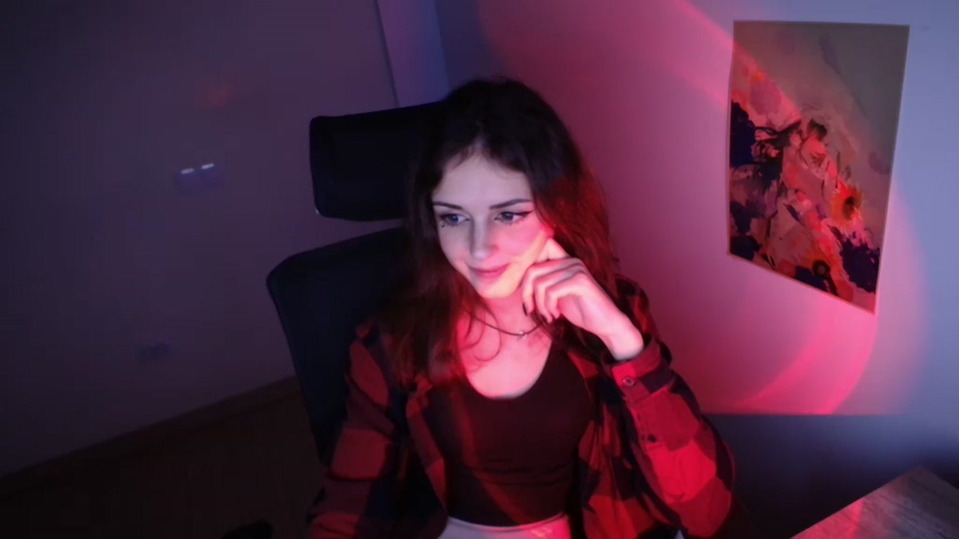 Gallery image thumbnail from Lurenn's myfreecams stream on, 11/26/2023, 16:09 image 4 of 20