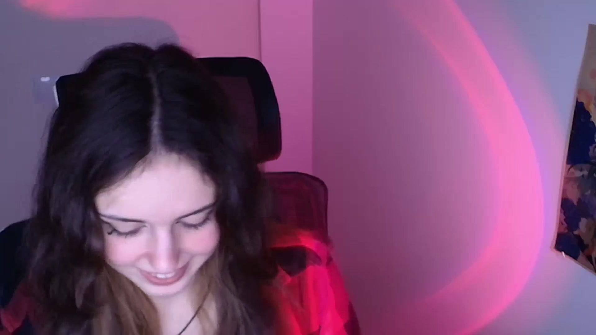 Gallery image thumbnail from Lurenn's myfreecams stream on, 11/27/2023, 08:41 image 11 of 20