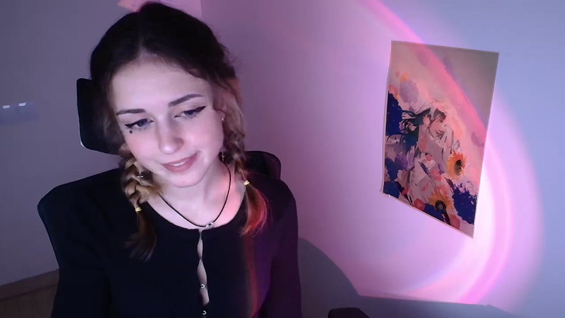 Gallery image thumbnail from Lurenn's myfreecams stream on, 11/29/2023, 11:36 image 9 of 20