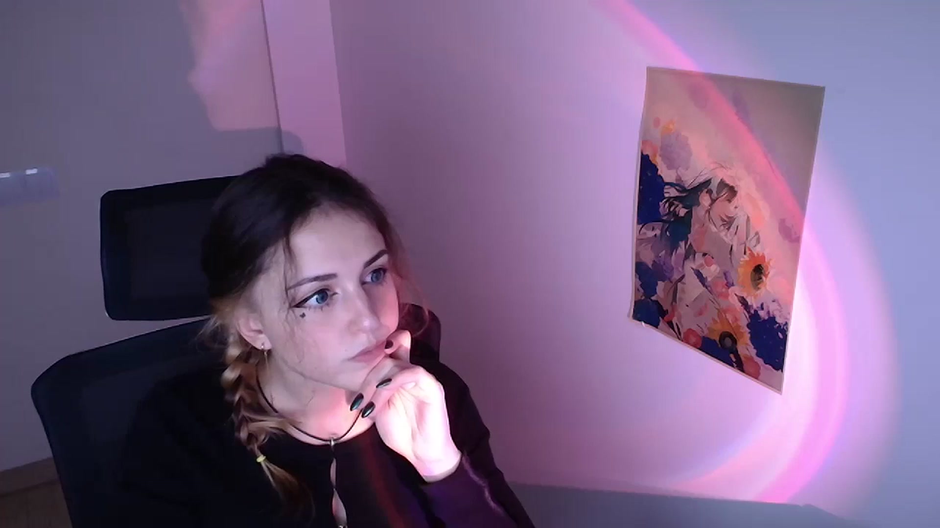 Gallery image thumbnail from Lurenn's myfreecams stream on, 11/29/2023, 12:52 image 20 of 20