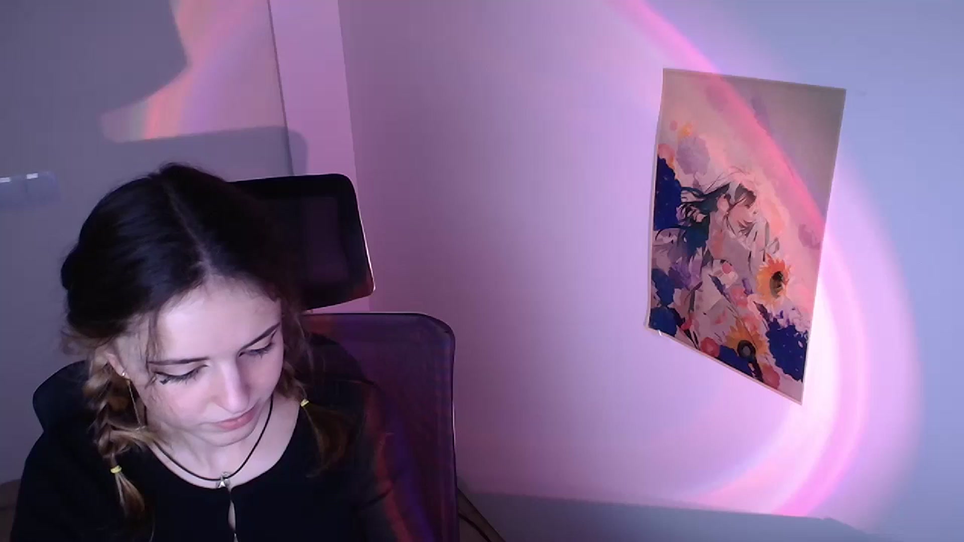 Gallery image thumbnail from Lurenn's myfreecams stream on, 11/29/2023, 12:52 image 19 of 20