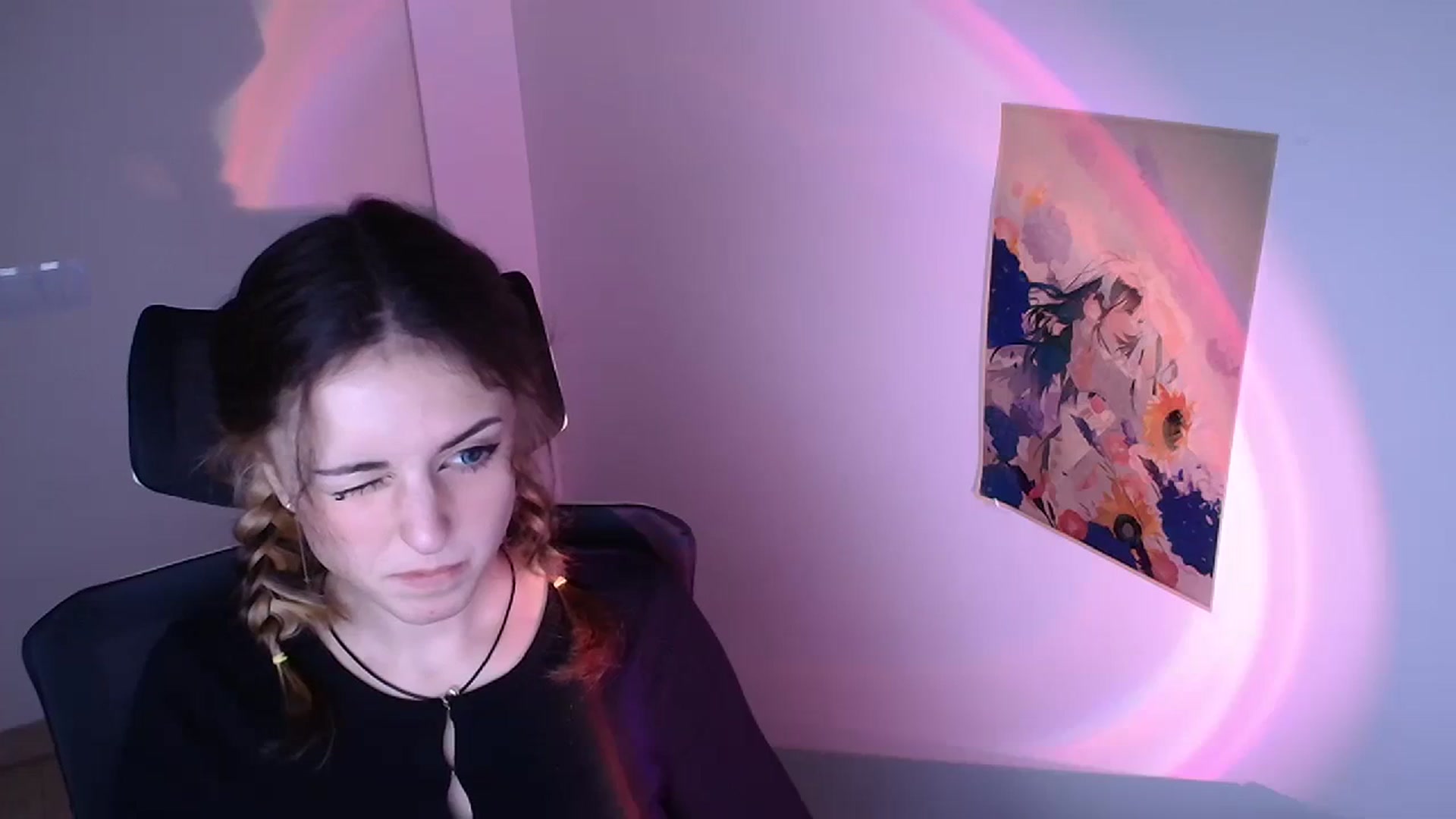 Gallery image thumbnail from Lurenn's myfreecams stream on, 11/29/2023, 12:52 image 15 of 20