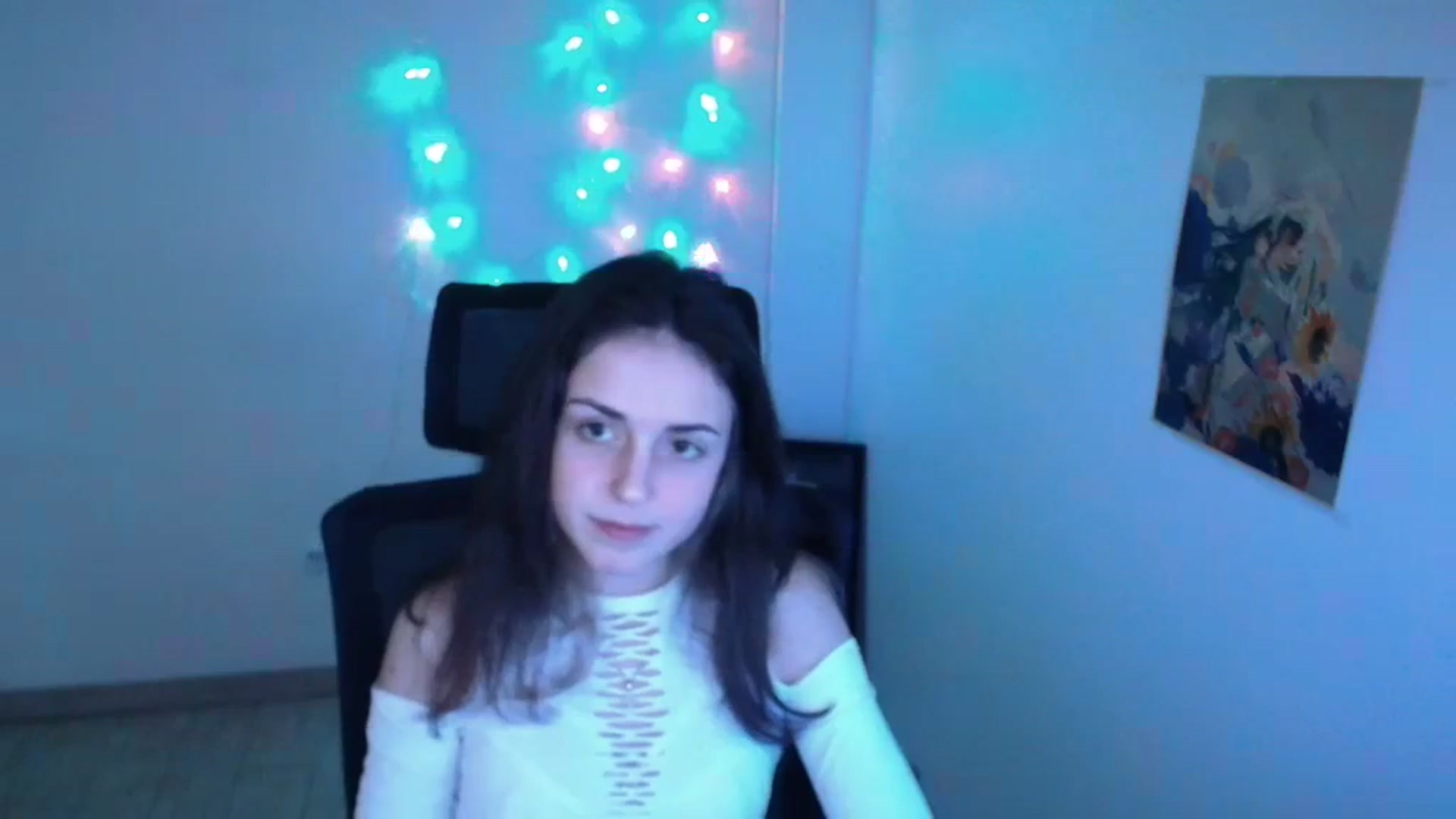 Gallery image thumbnail from Lurenn's myfreecams stream on, 12/07/2023, 10:21 image 11 of 20
