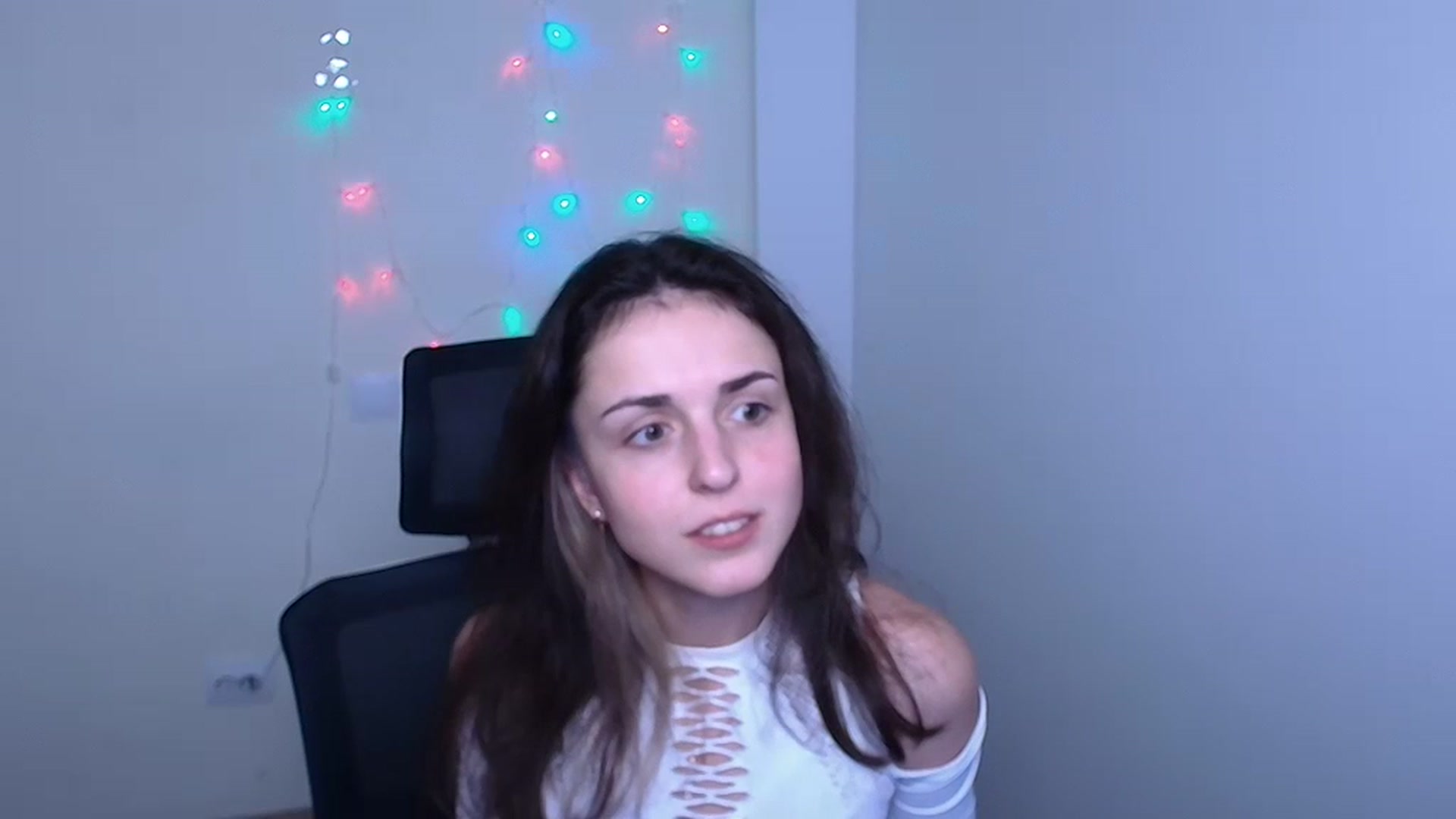 Gallery image thumbnail from Lurenn's myfreecams stream on, 12/08/2023, 12:52 image 20 of 20
