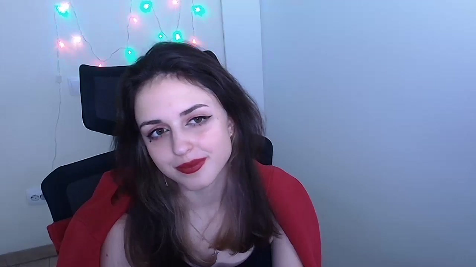 Gallery image thumbnail from Lurenn's myfreecams stream on, 12/10/2023, 11:09 image 13 of 20