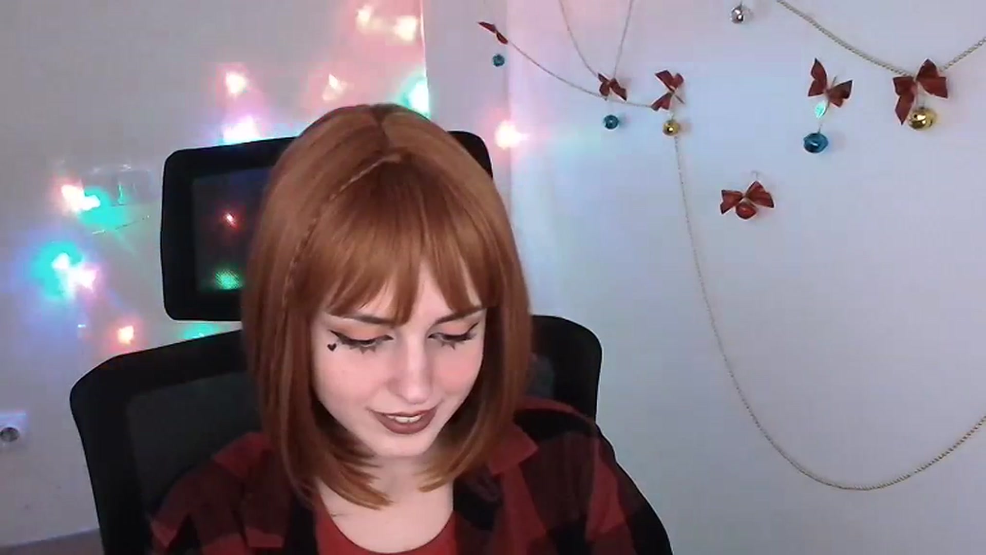 Gallery image thumbnail from Lurenn's myfreecams stream on, 12/23/2023, 14:54 image 8 of 20