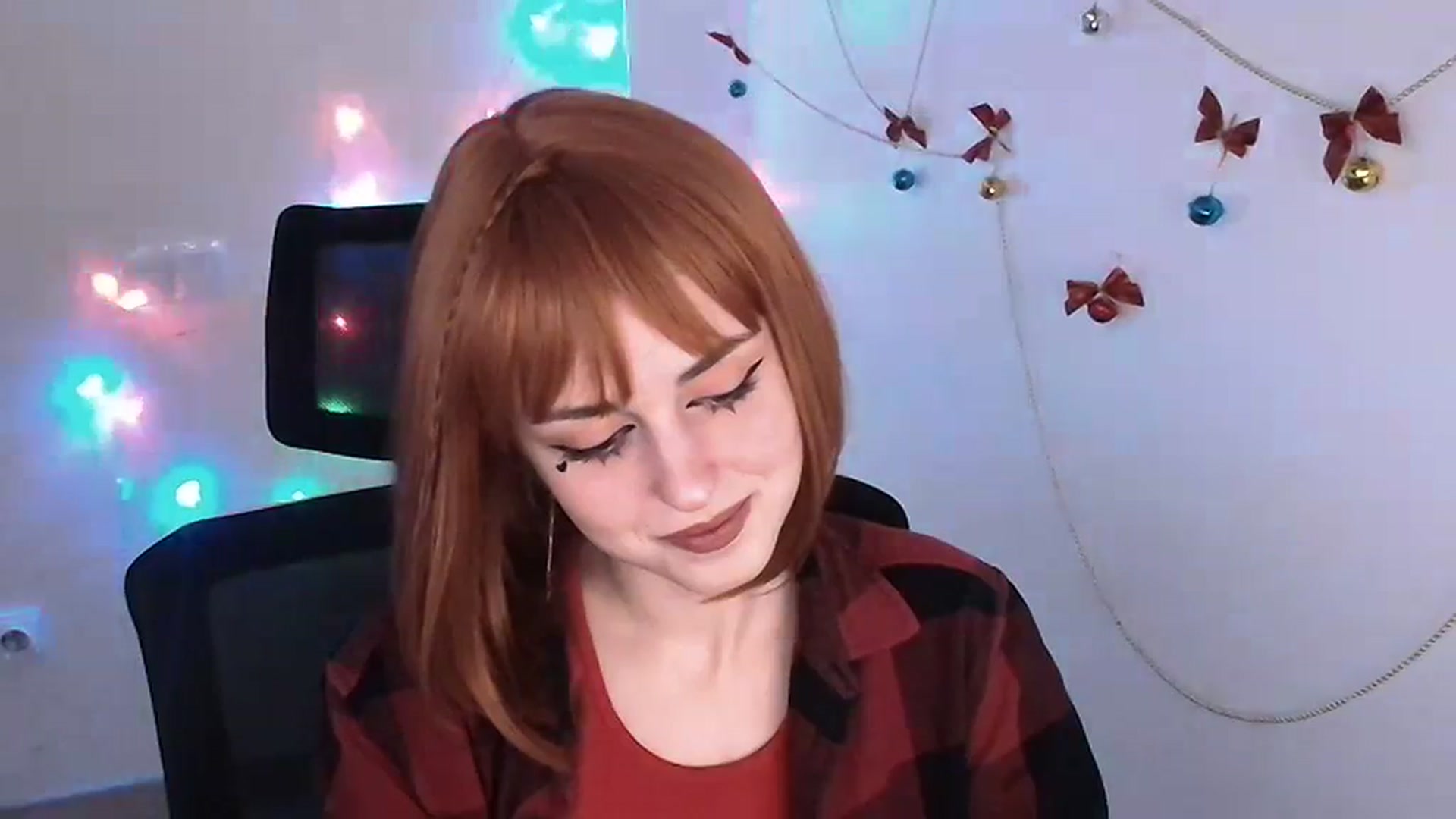 Gallery image thumbnail from Lurenn's myfreecams stream on, 12/23/2023, 14:54 image 15 of 20