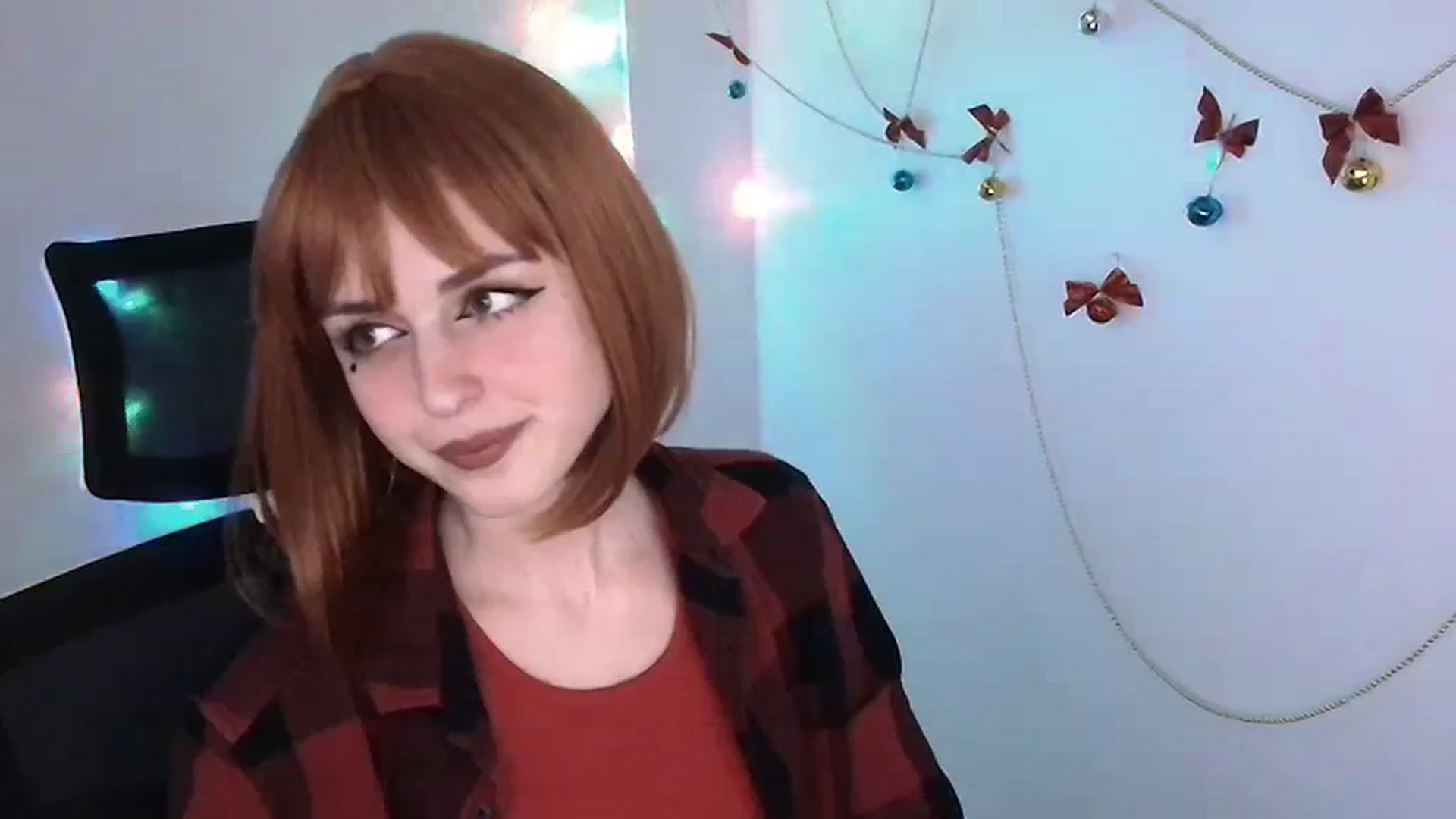 Gallery image thumbnail from Lurenn's myfreecams stream on, 12/23/2023, 14:54 image 11 of 20