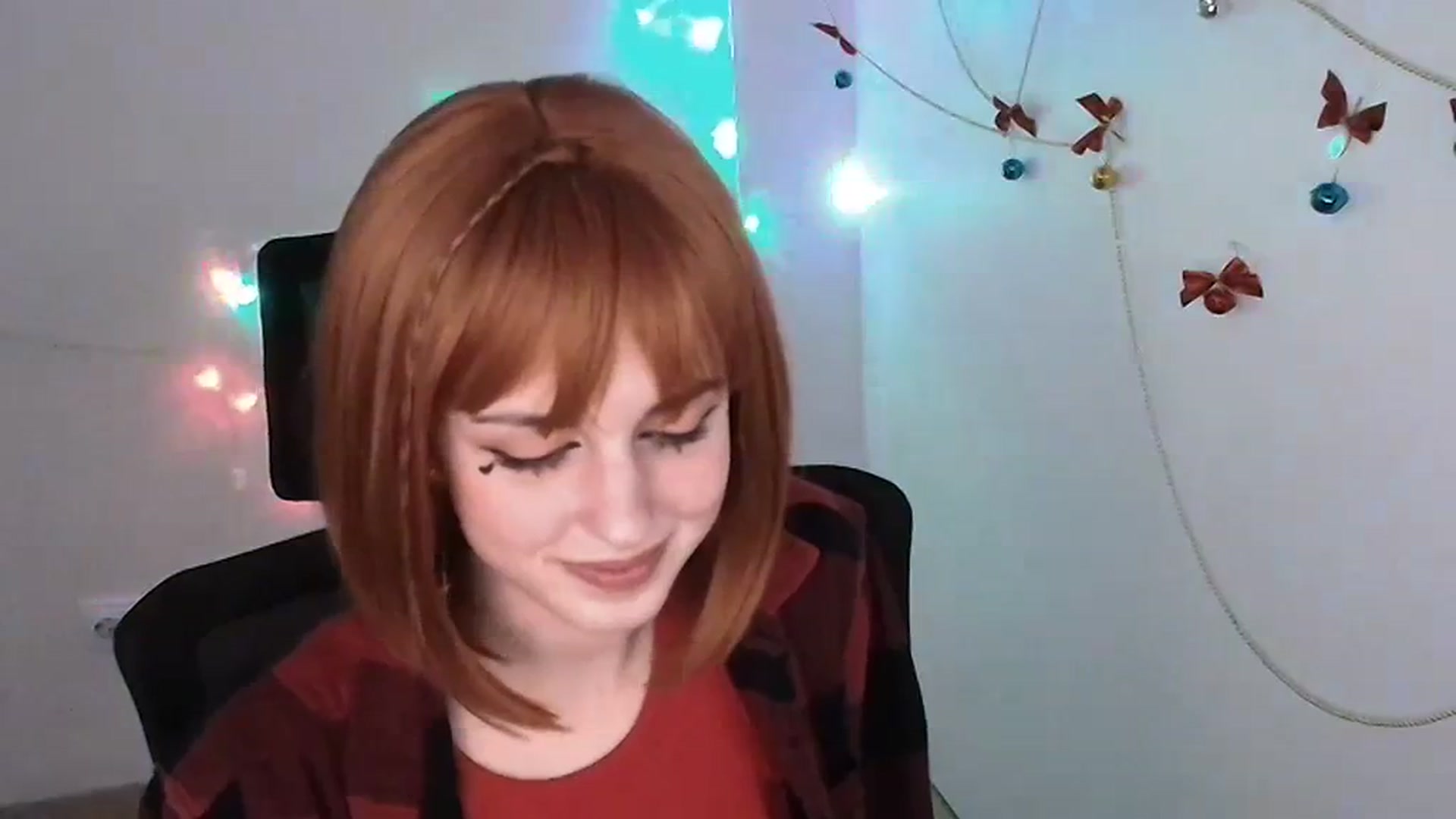 Gallery image thumbnail from Lurenn's myfreecams stream on, 12/23/2023, 18:14 image 4 of 20