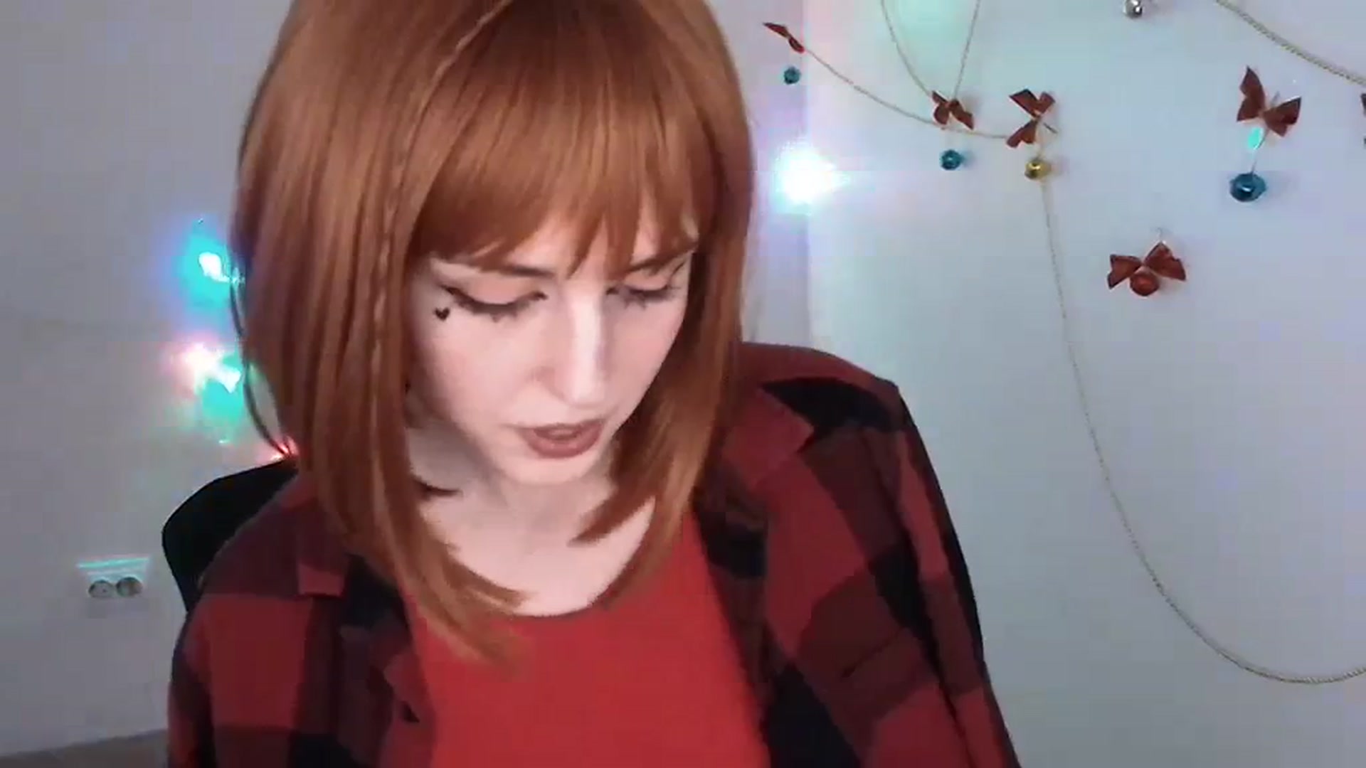 Gallery image thumbnail from Lurenn's myfreecams stream on, 12/23/2023, 19:04 image 13 of 20